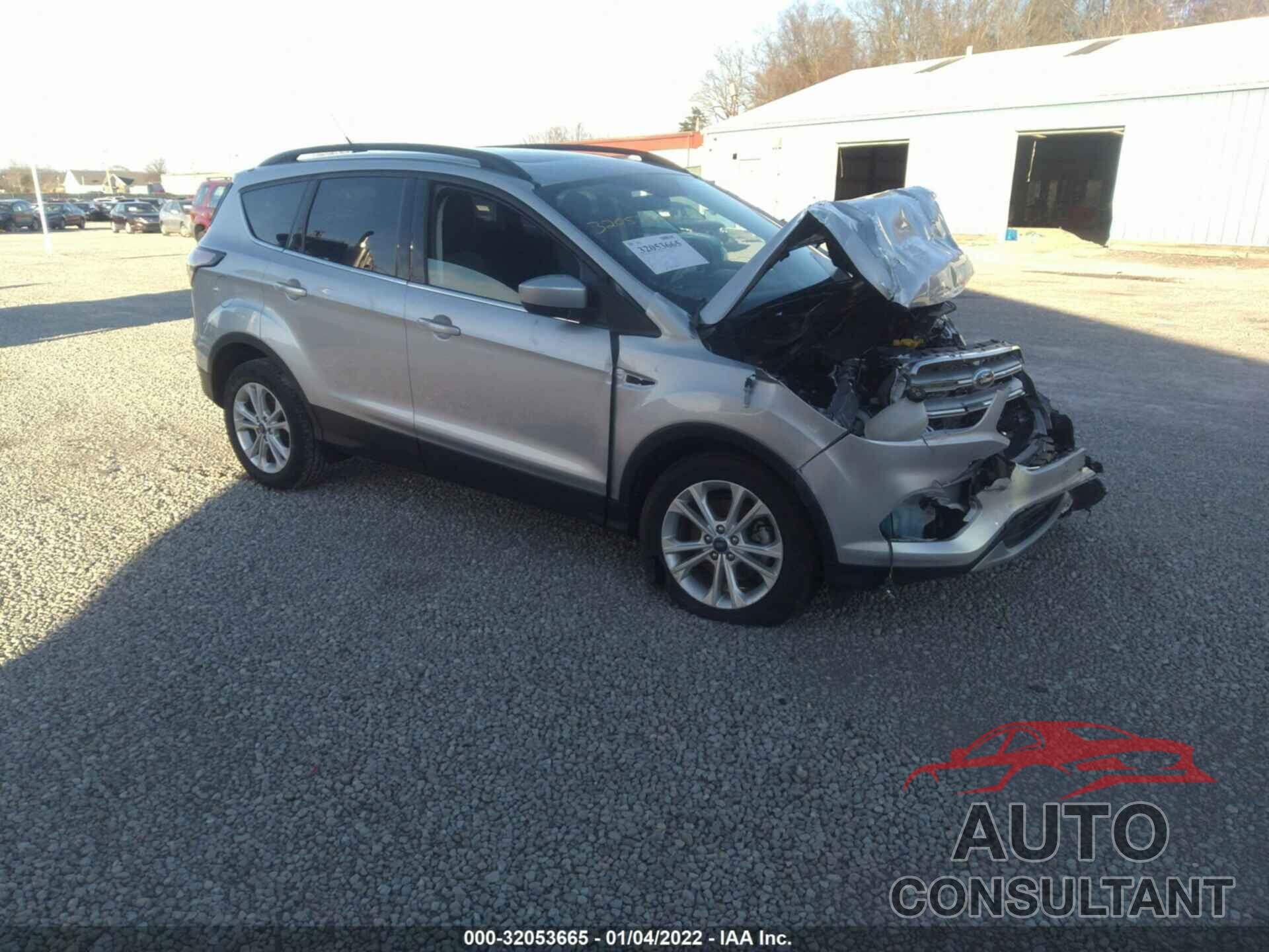 FORD ESCAPE 2018 - 1FMCU0GD8JUC17750