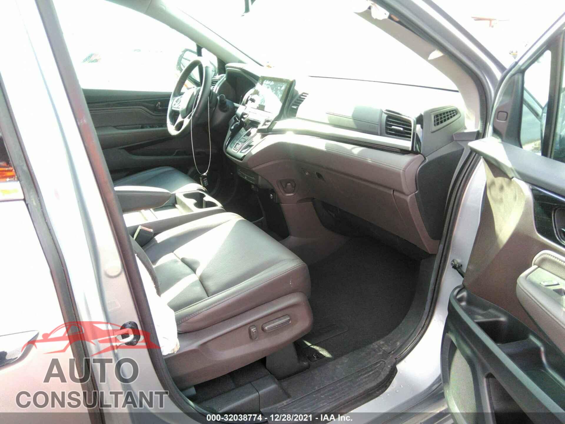 HONDA ODYSSEY 2020 - 5FNRL6H90LB009727
