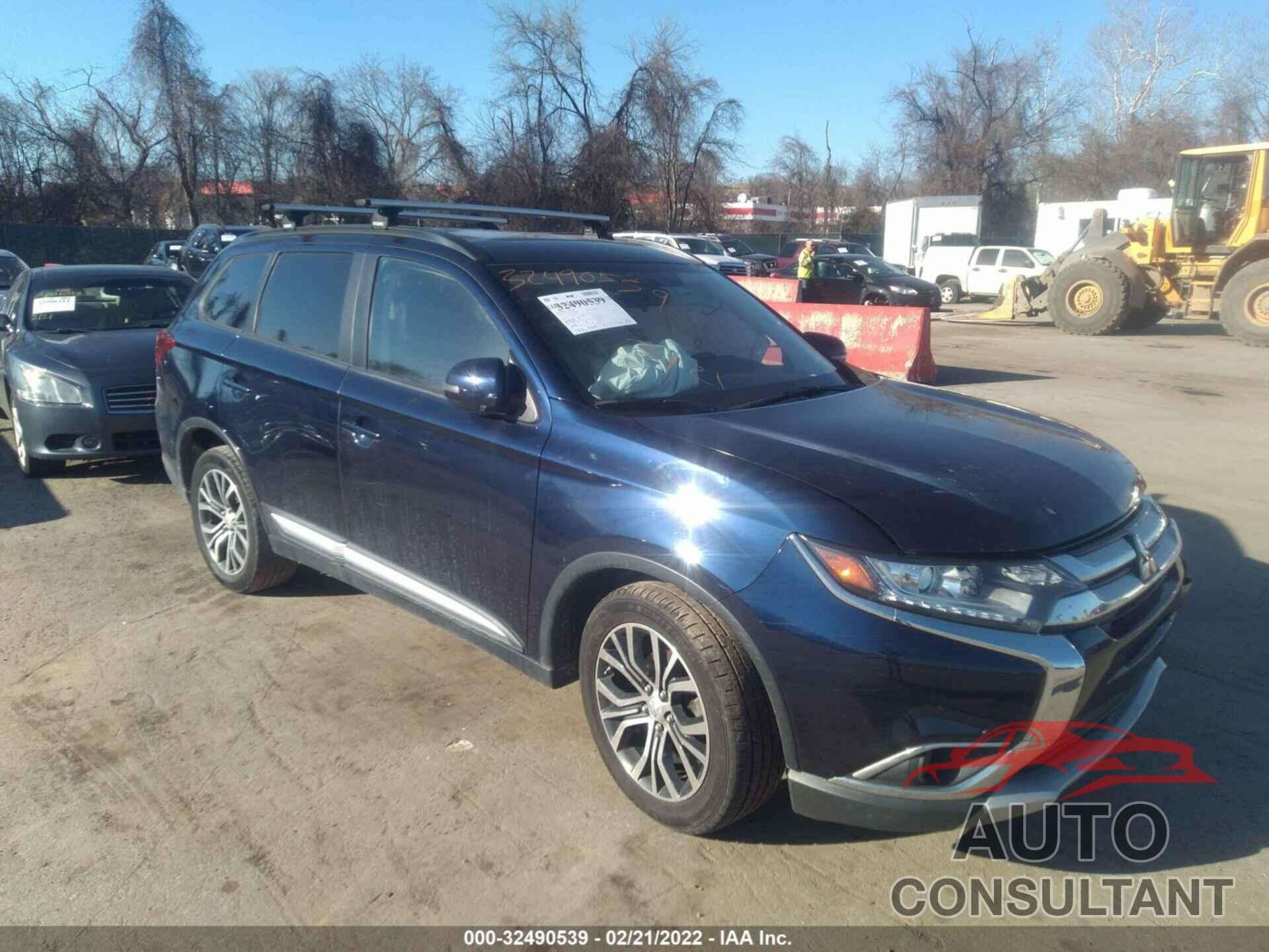 MITSUBISHI OUTLANDER 2016 - JA4AD3A35GZ005178