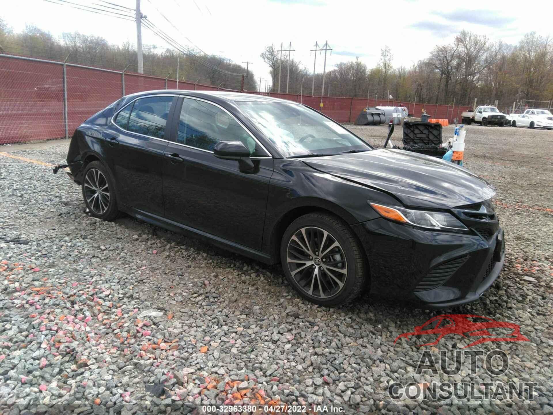 TOYOTA CAMRY 2020 - 4T1G11AK7LU368122