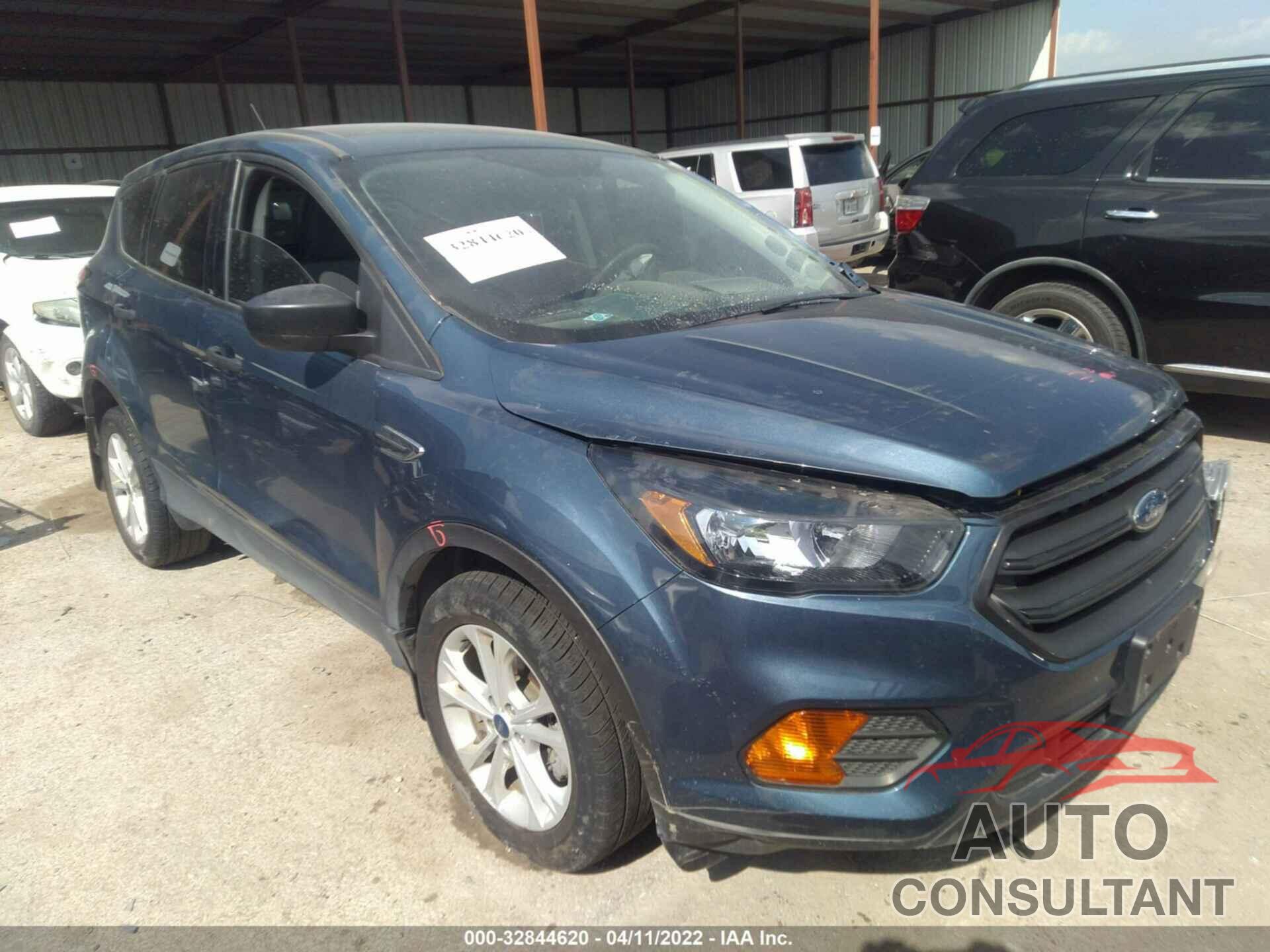 FORD ESCAPE 2018 - 1FMCU0F73JUB42466