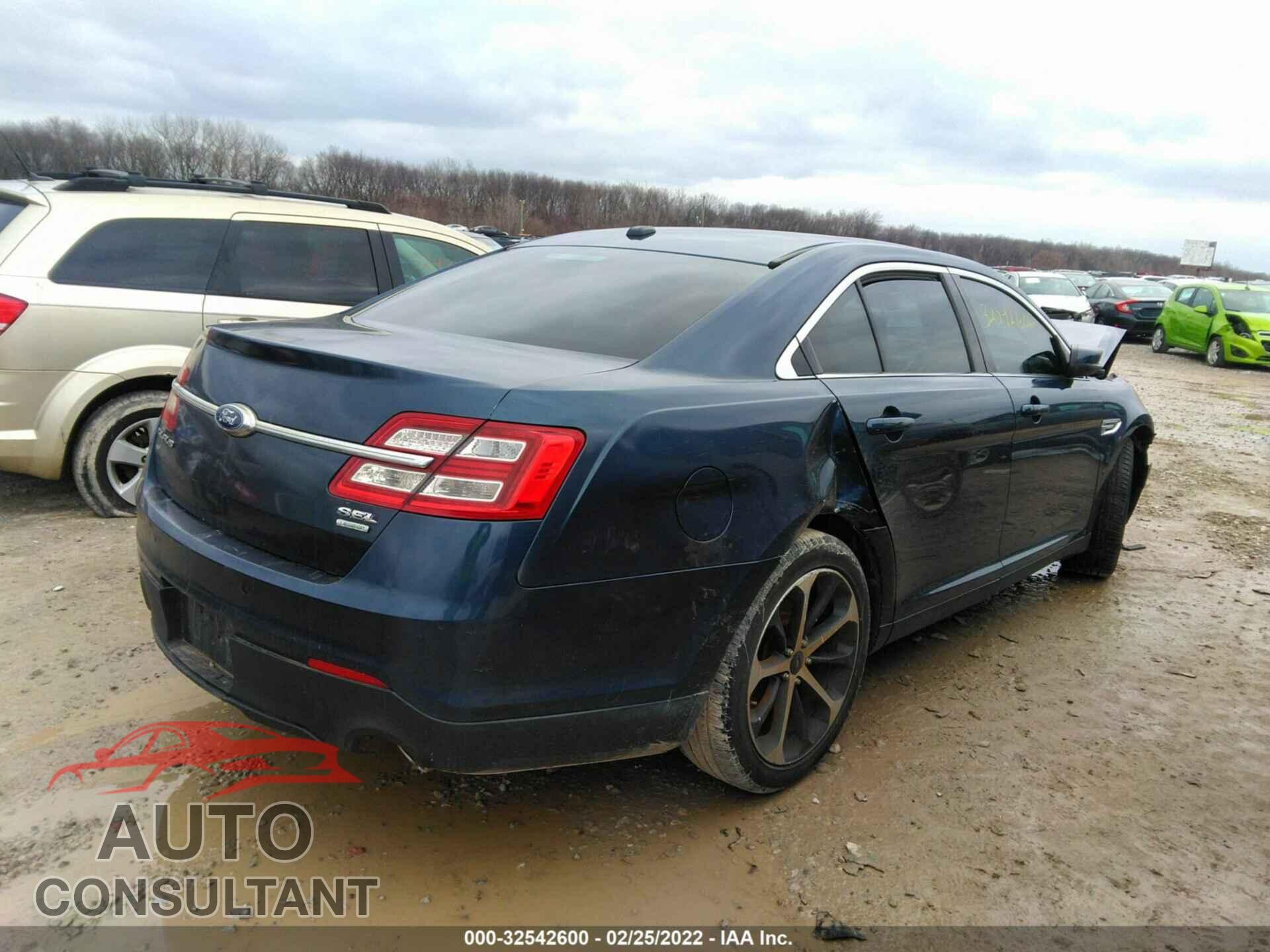 FORD TAURUS 2016 - 1FAHP2E85GG137824