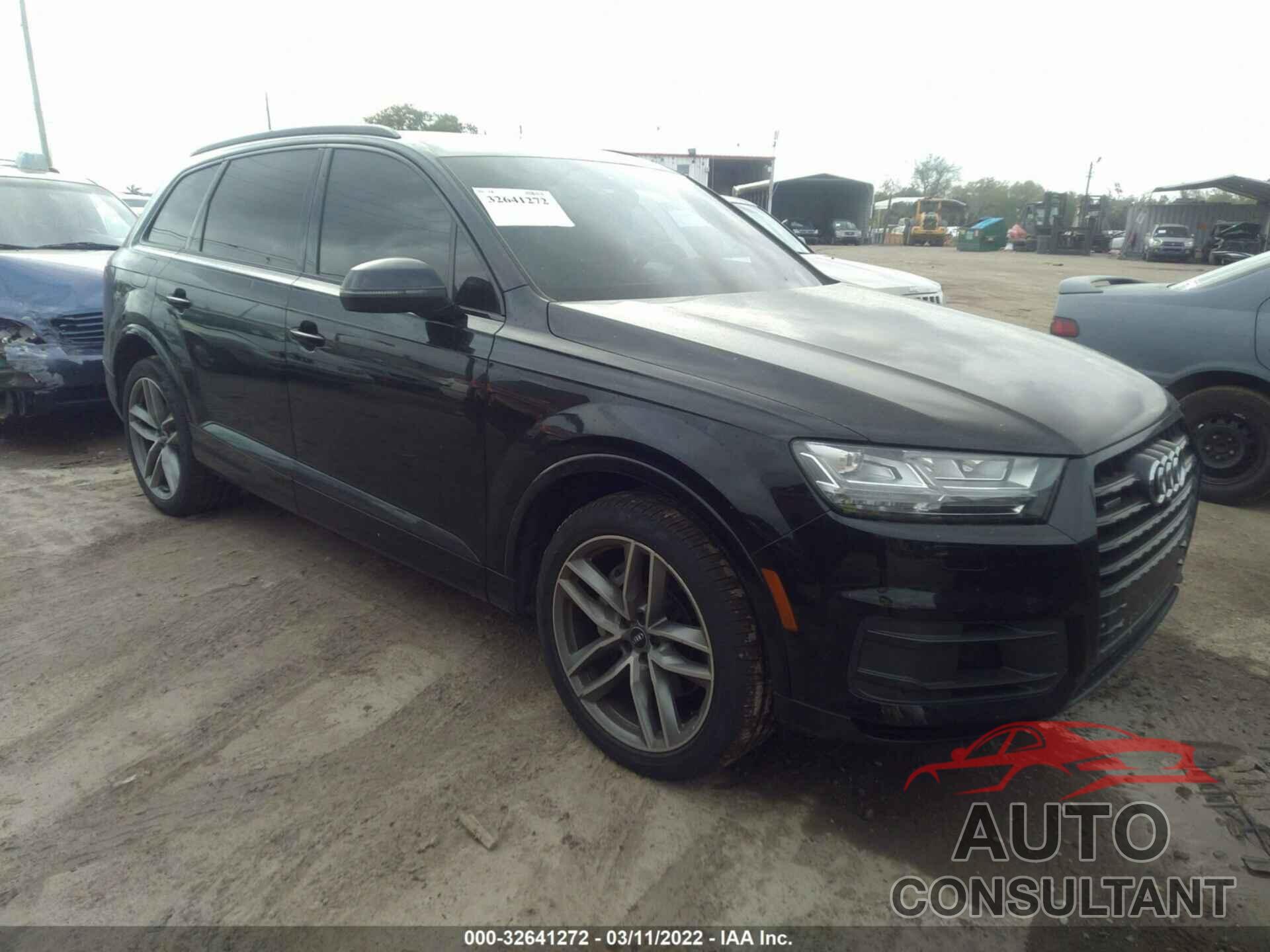 AUDI Q7 2018 - WA1VAAF78JD010633