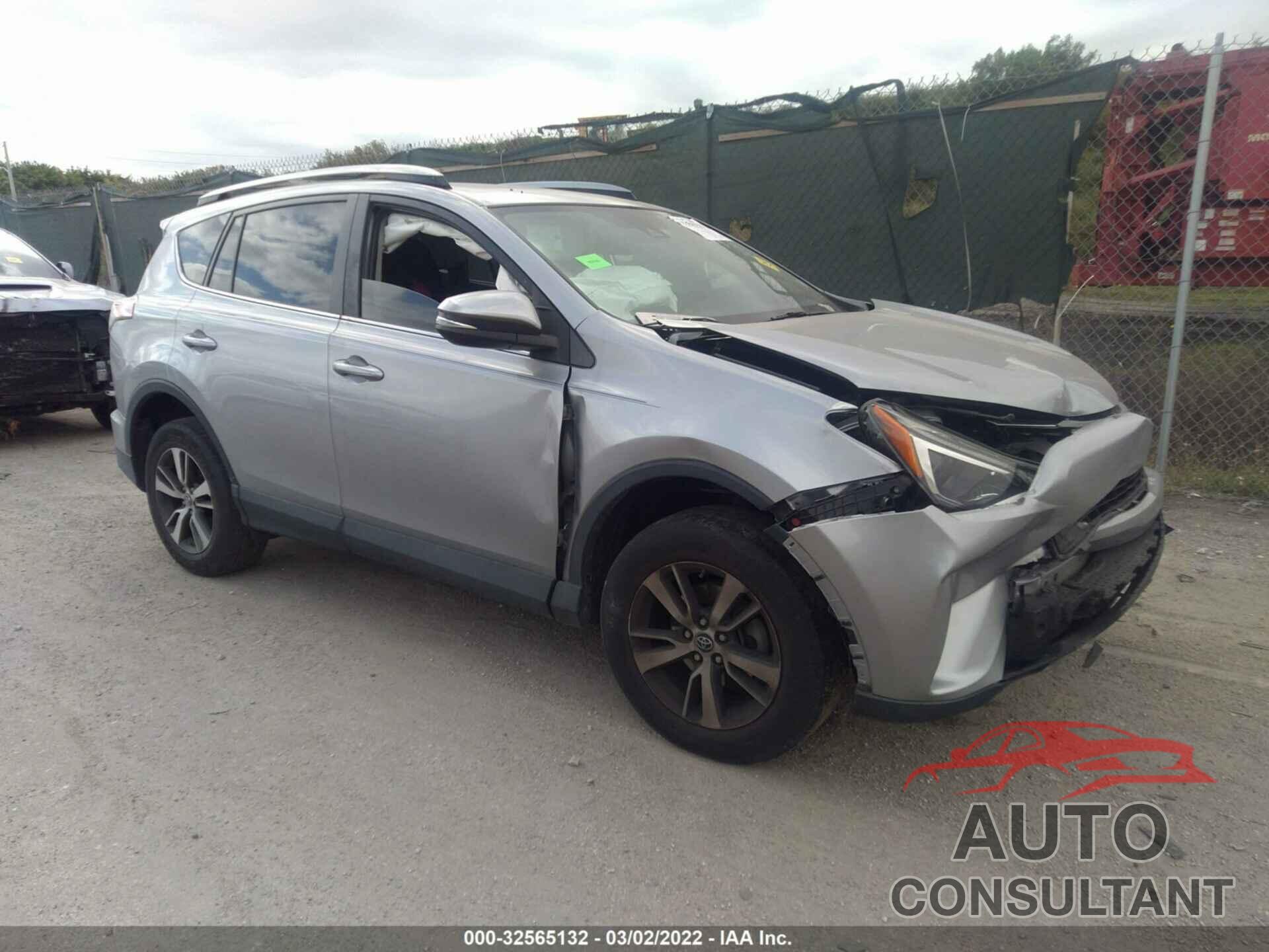 TOYOTA RAV4 2018 - 2T3WFREV6JW434387