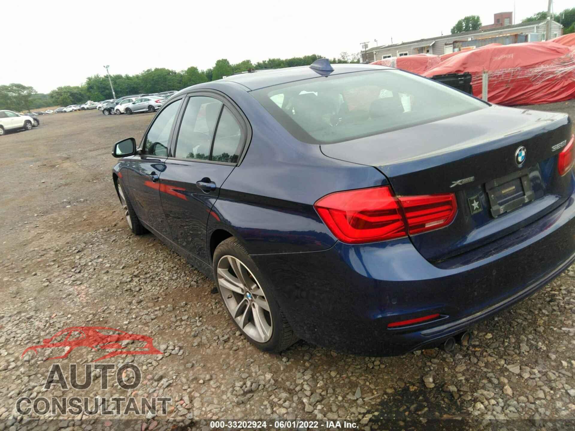 BMW 3 SERIES 2016 - WBA8E3G57GNU38533