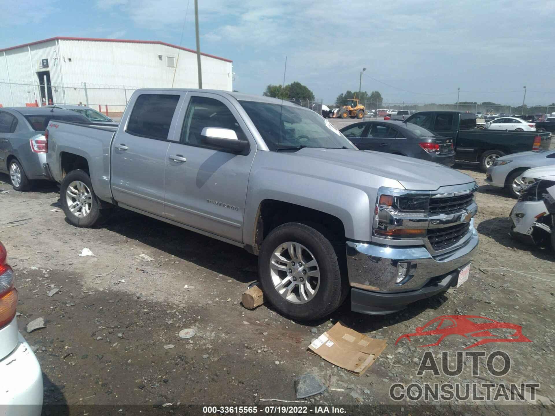 CHEVROLET SILVERADO 1500 2018 - 3GCUKREC7JG170002