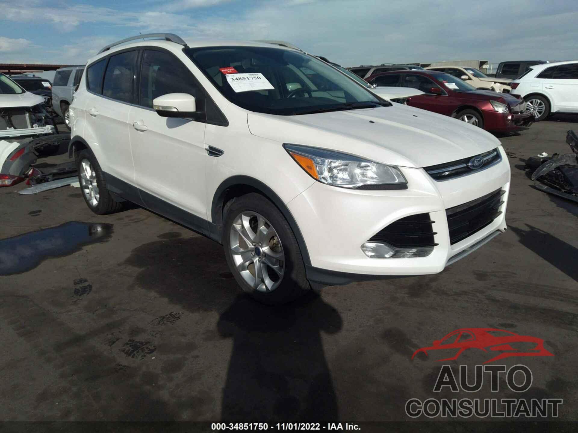 FORD ESCAPE 2016 - 1FMCU0J96GUC60092