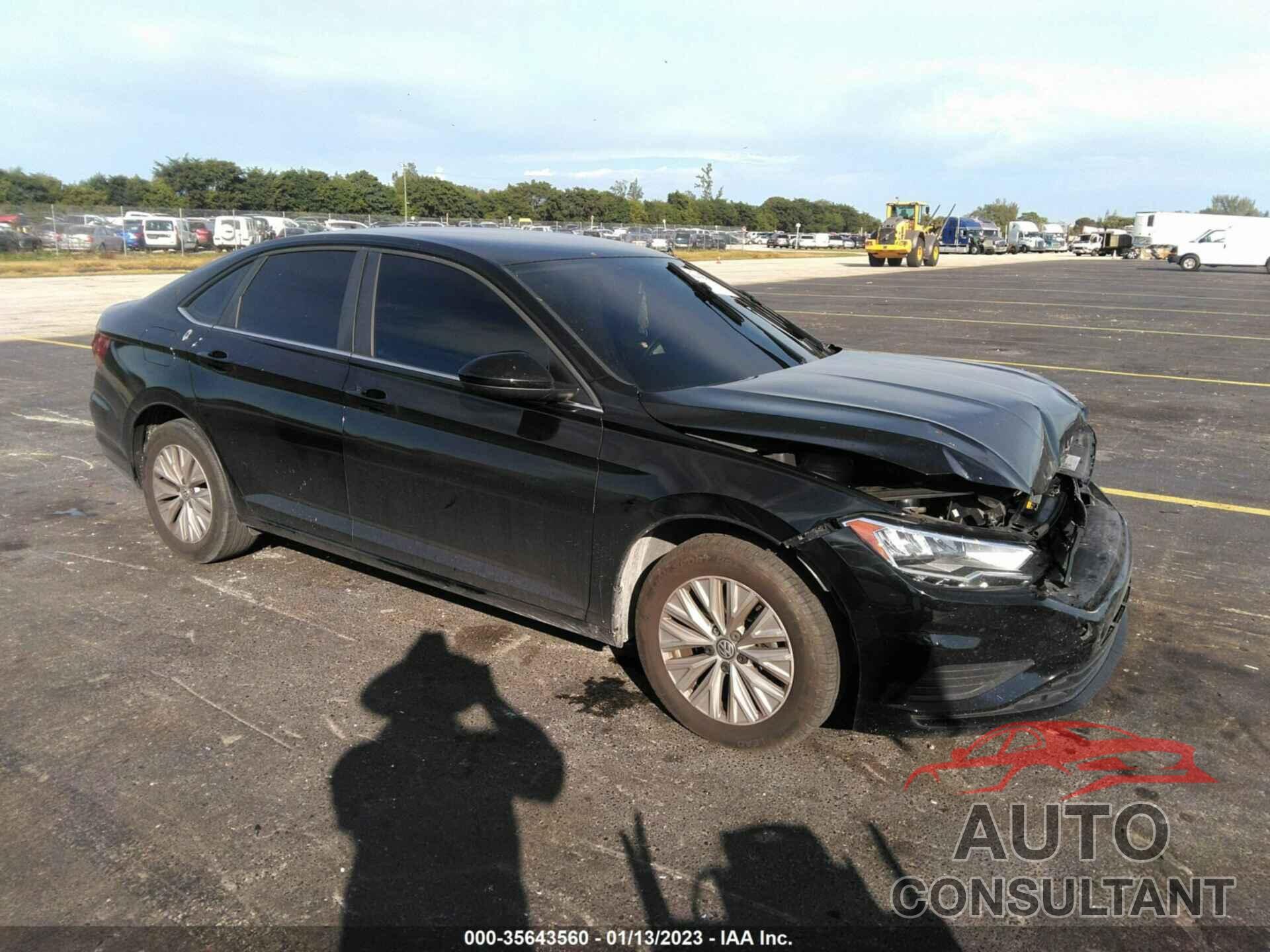 VOLKSWAGEN JETTA 2019 - 3VWCB7BU3KM238616