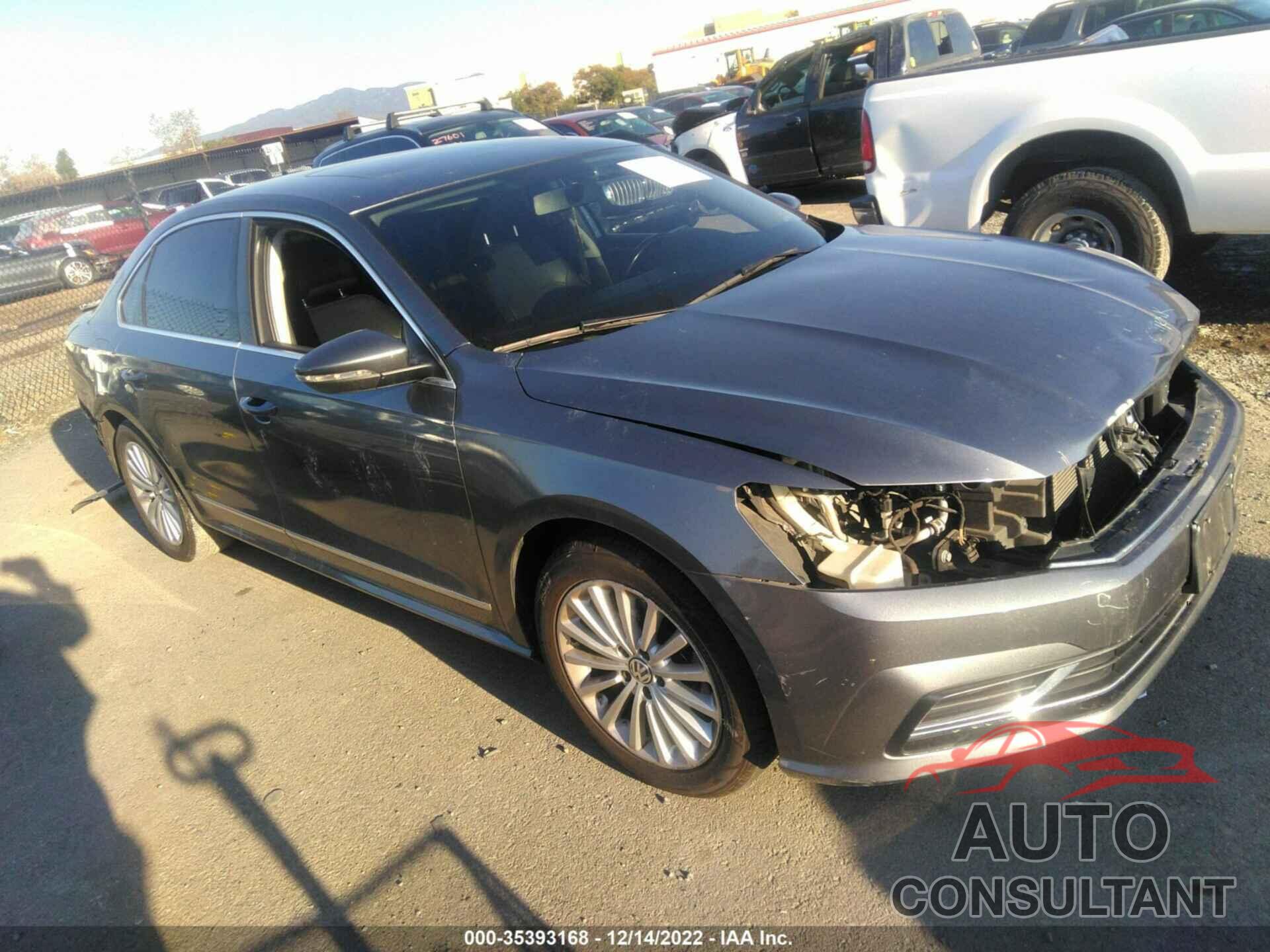VOLKSWAGEN PASSAT 2016 - 1VWBT7A3XGC008033