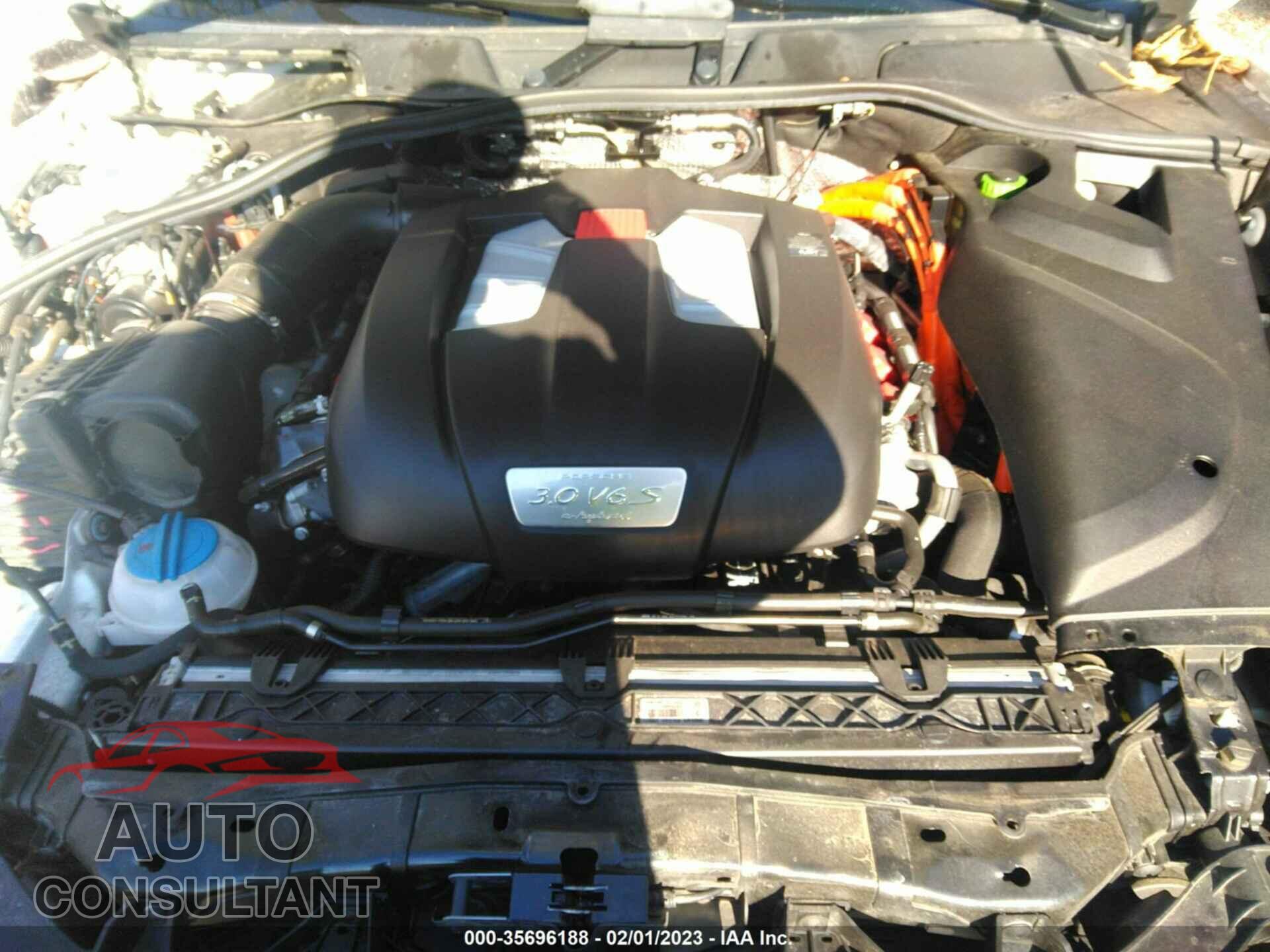 PORSCHE CAYENNE 2018 - WP1AE2A29JLA72119