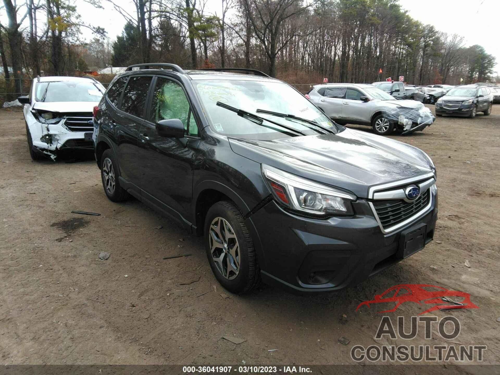 SUBARU FORESTER 2019 - JF2SKAEC8KH555618
