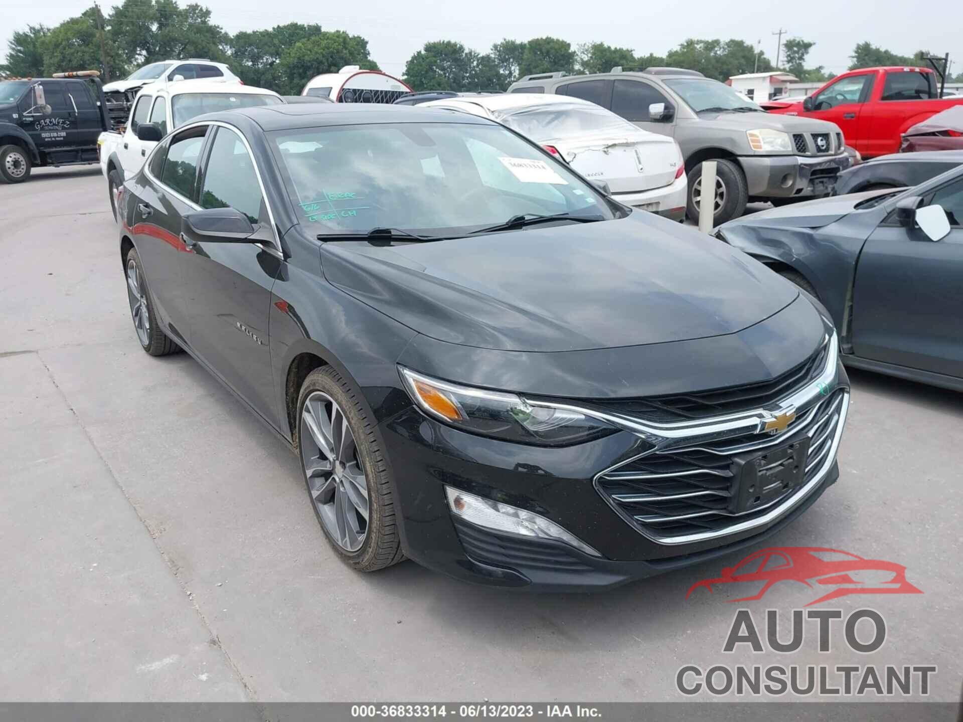 CHEVROLET MALIBU 2021 - 1G1ZD5STXMF047063