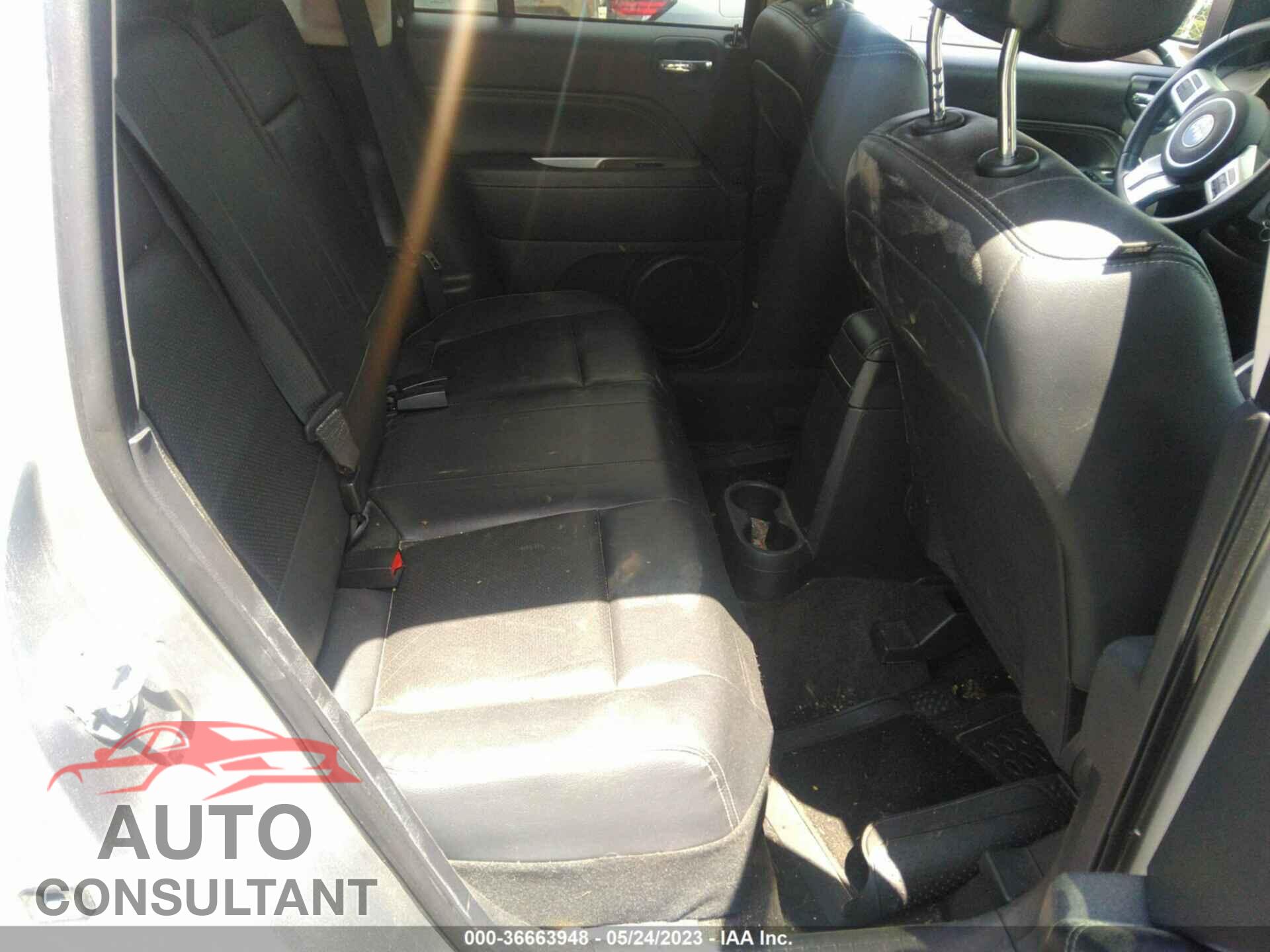JEEP COMPASS 2015 - 1C4NJCEA5FD111103