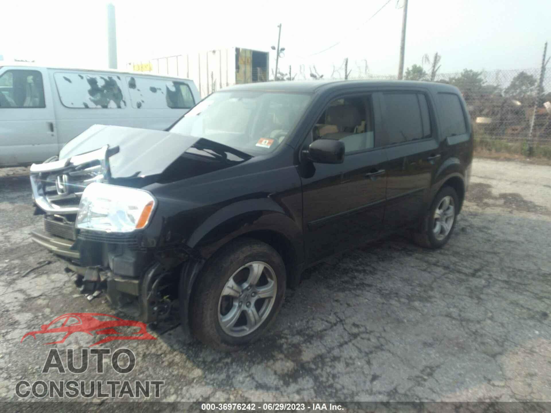 HONDA PILOT 2013 - 5FNYF4H43DB009251
