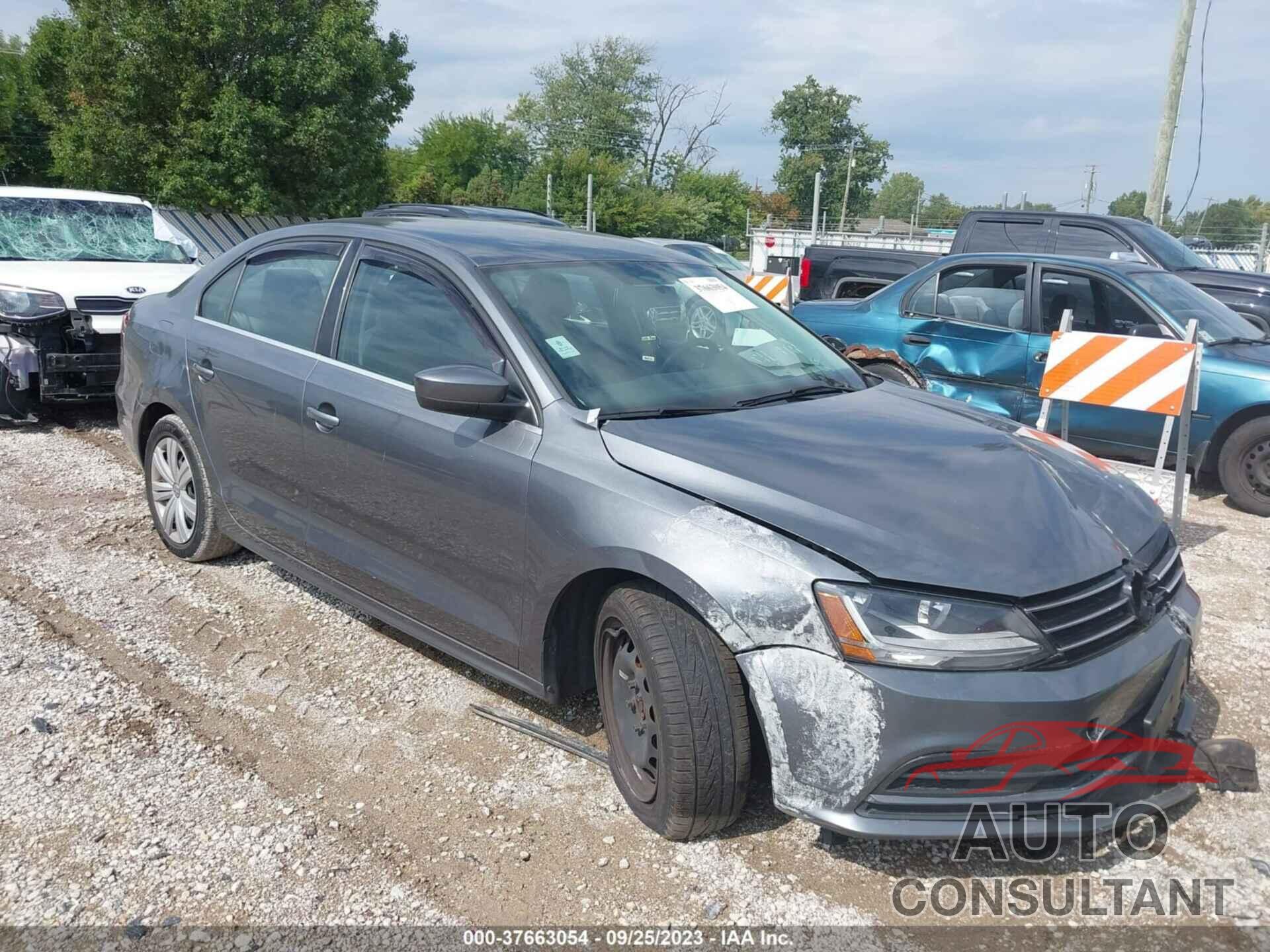 VOLKSWAGEN JETTA 2017 - 3VW2B7AJ4HM388777