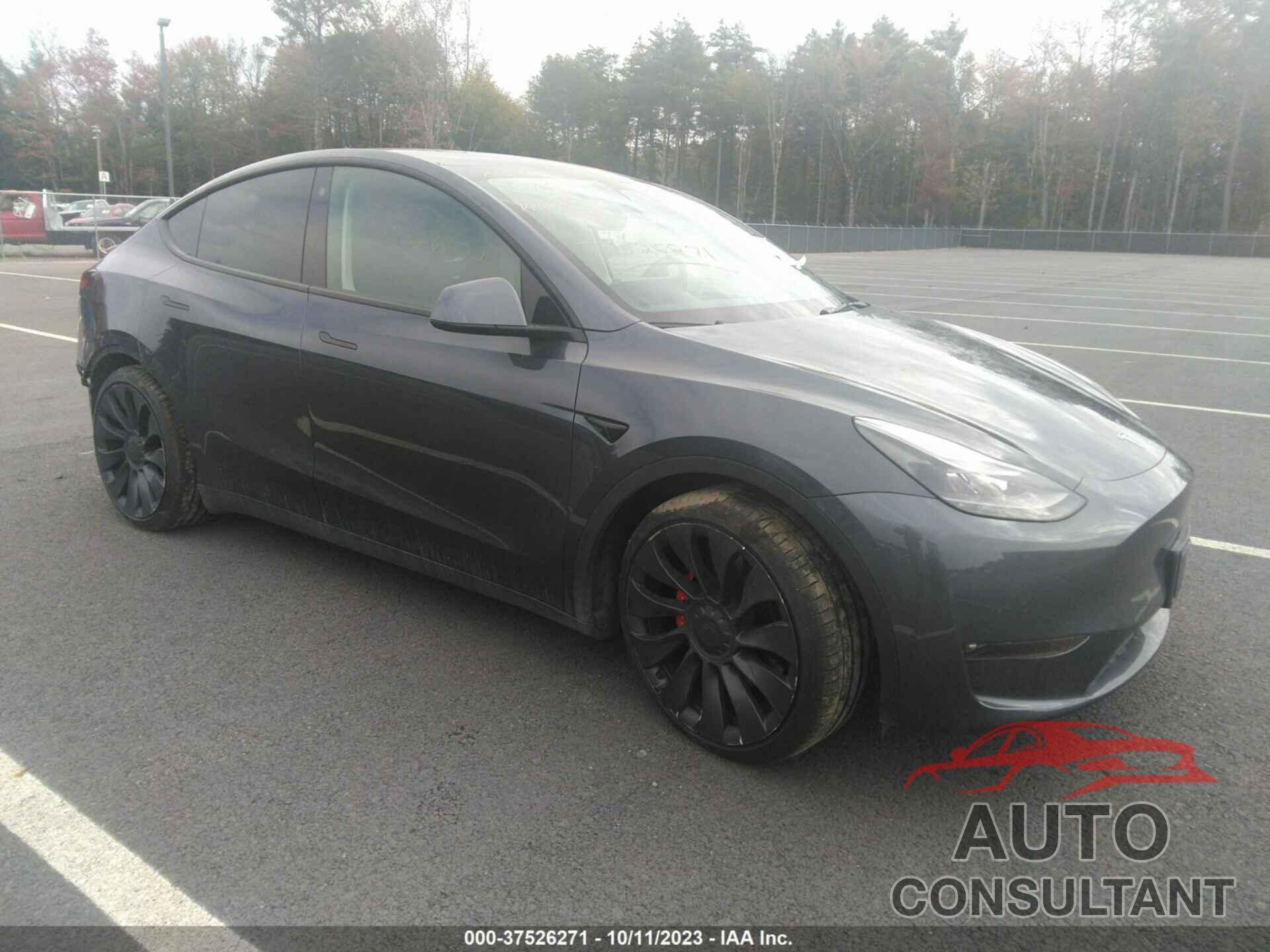 TESLA MODEL Y 2021 - 5YJYGDEF1MF269229