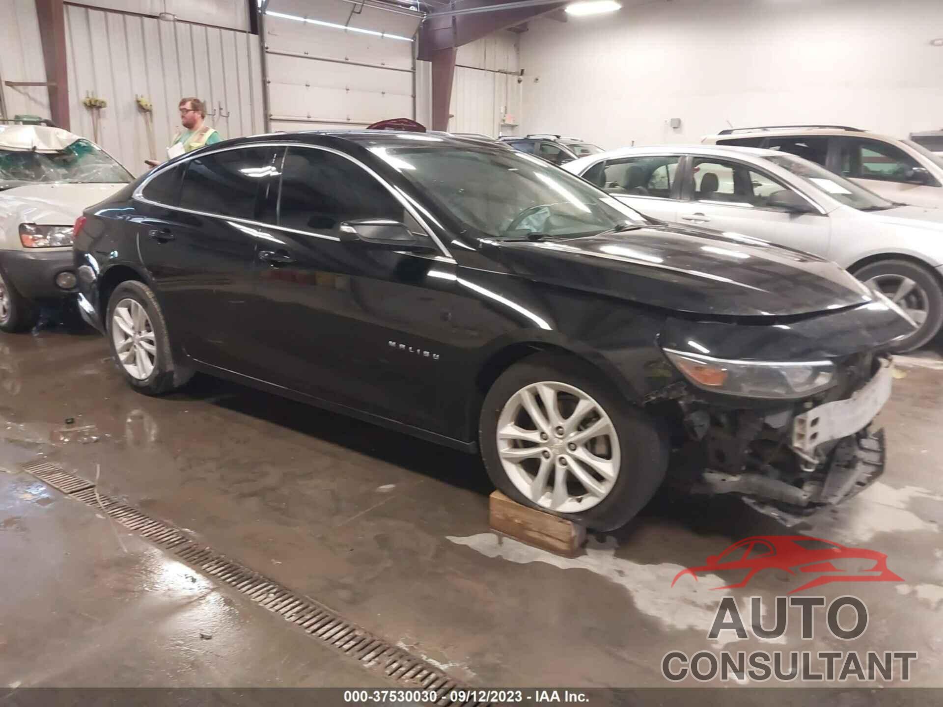 CHEVROLET MALIBU 2018 - 1G1ZD5ST3JF241350