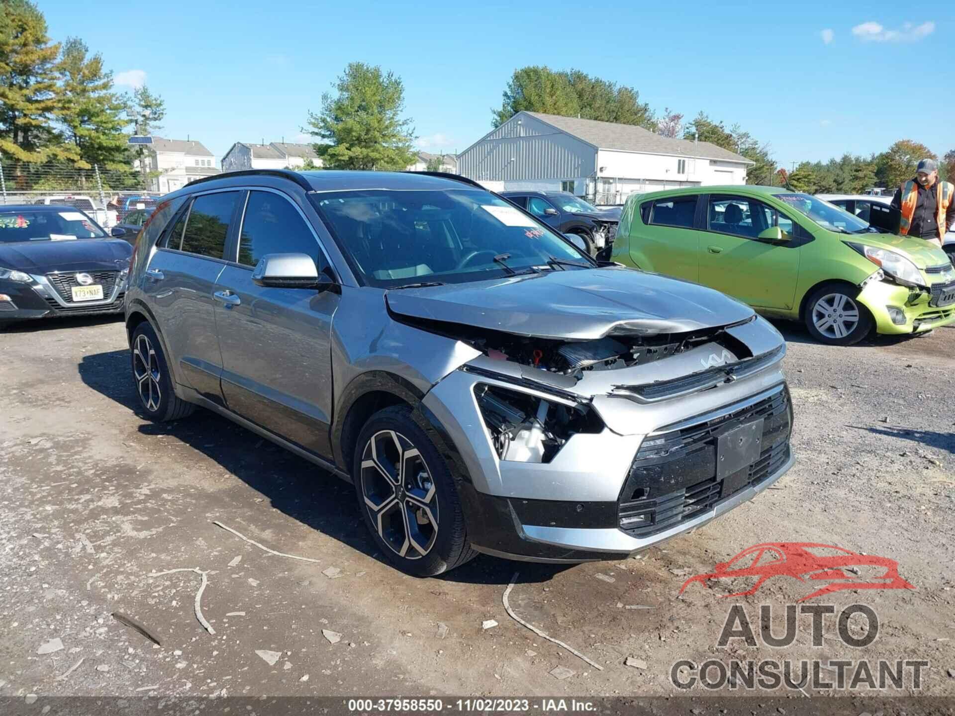 KIA NIRO 2023 - KNDCT3LE8P5038649