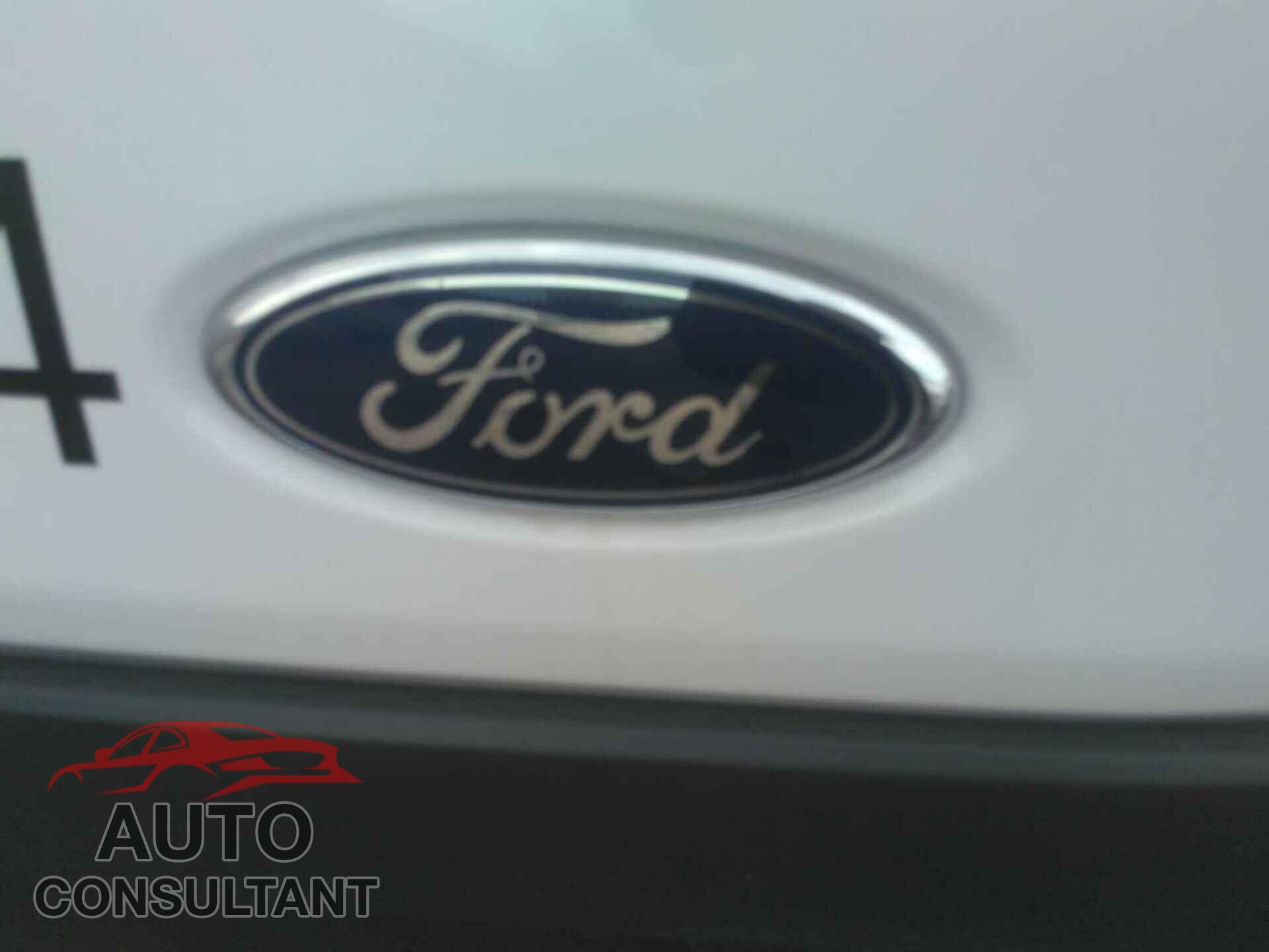 FORD TRANSIT 2017 - 1FTYR2XM4HKB38816