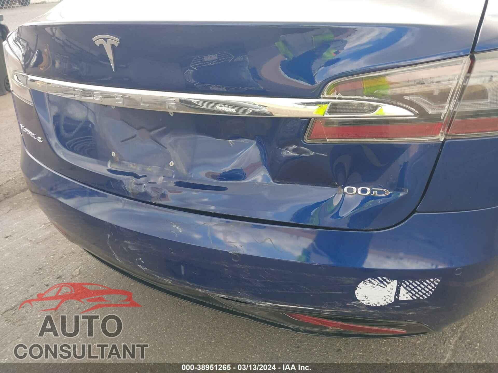TESLA MODEL S 2018 - 5YJSA1E21JF289768