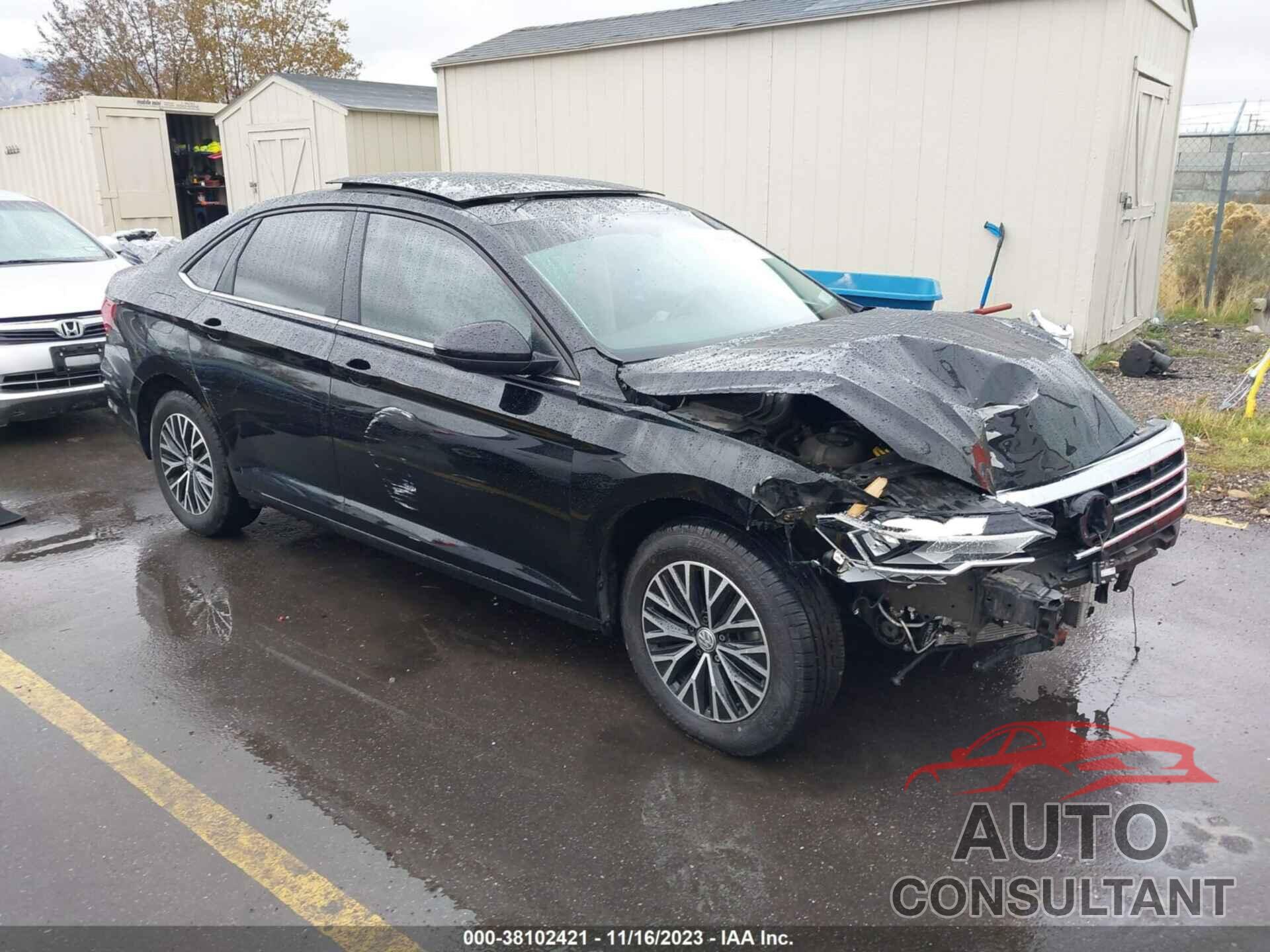VOLKSWAGEN JETTA 2019 - 3VWCB7BU0KM187821