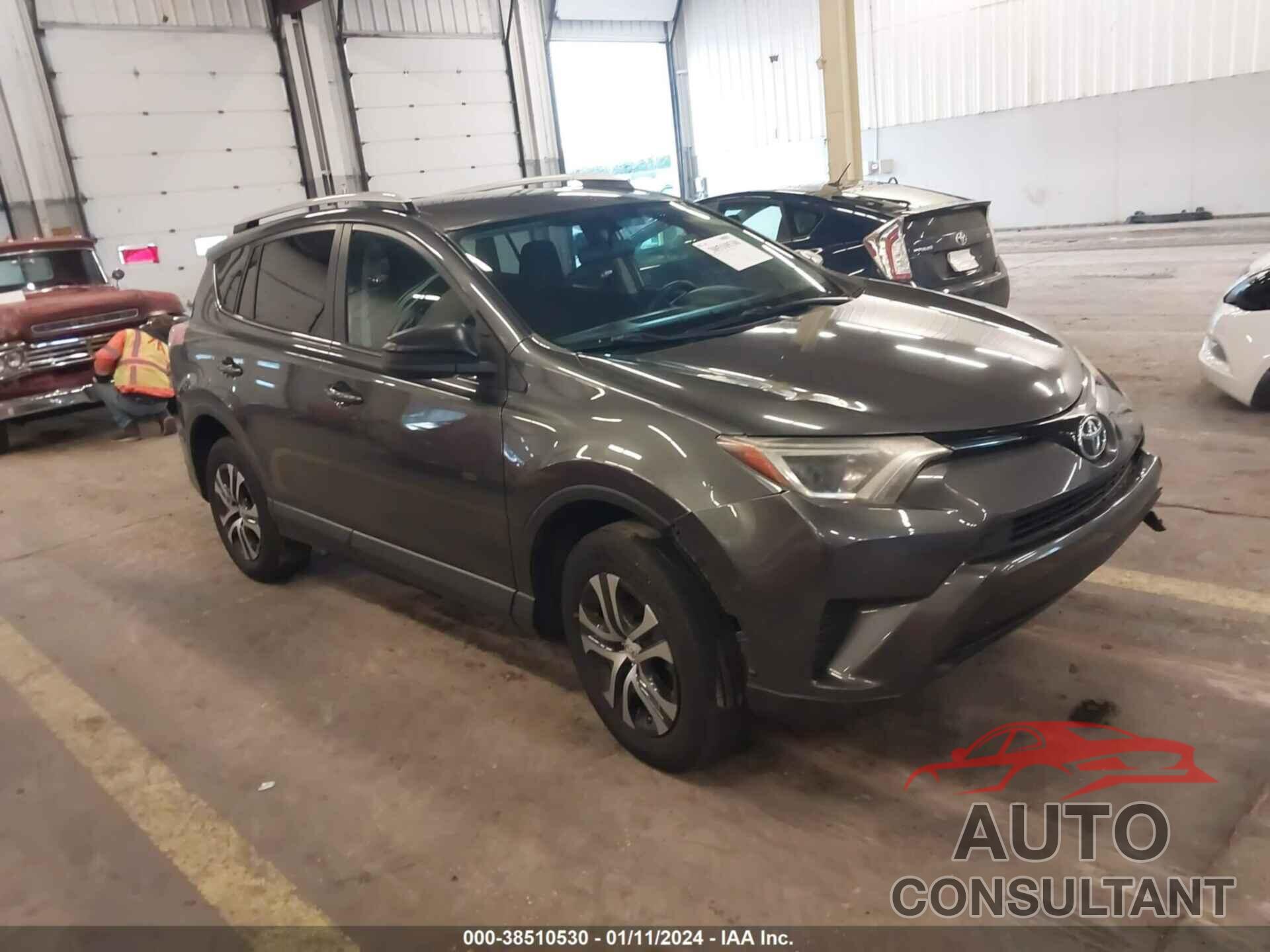 TOYOTA RAV4 2016 - JTMZFREV0GJ082363