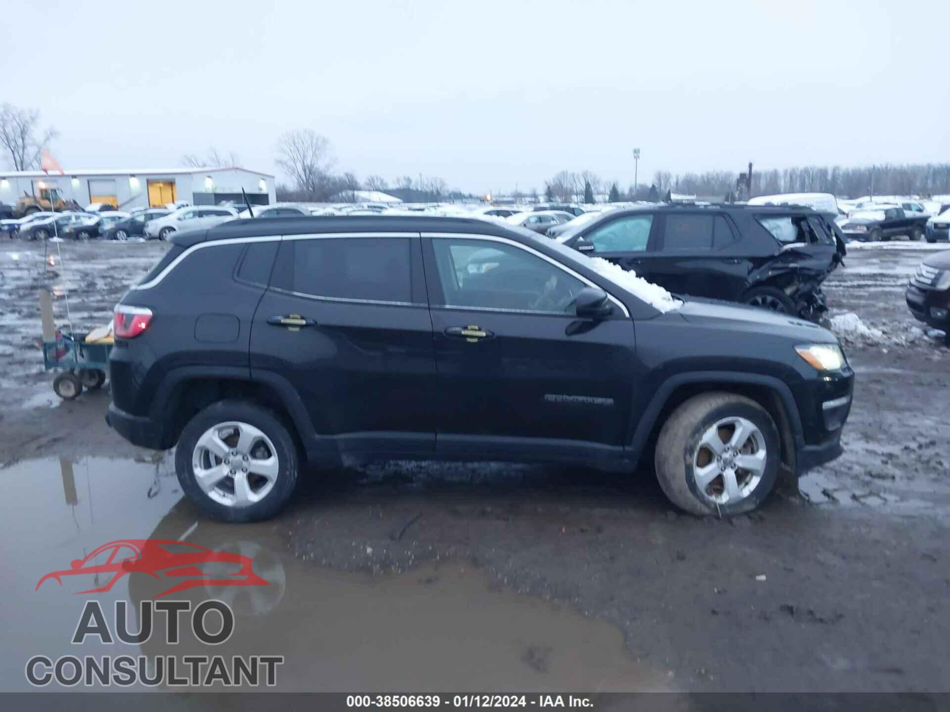JEEP COMPASS 2018 - 3C4NJDBB7JT423316