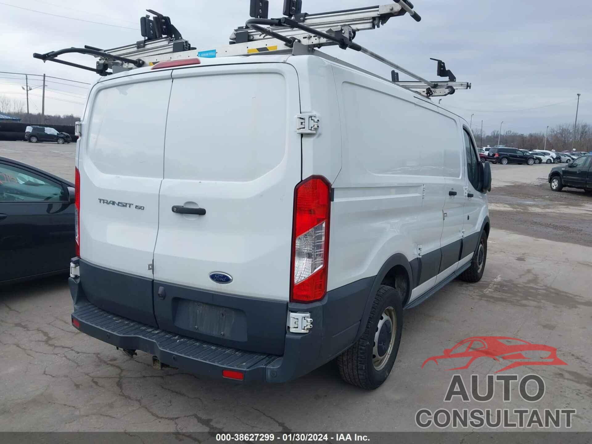 FORD TRANSIT-150 2018 - 1FTYE1ZM3JKA77757