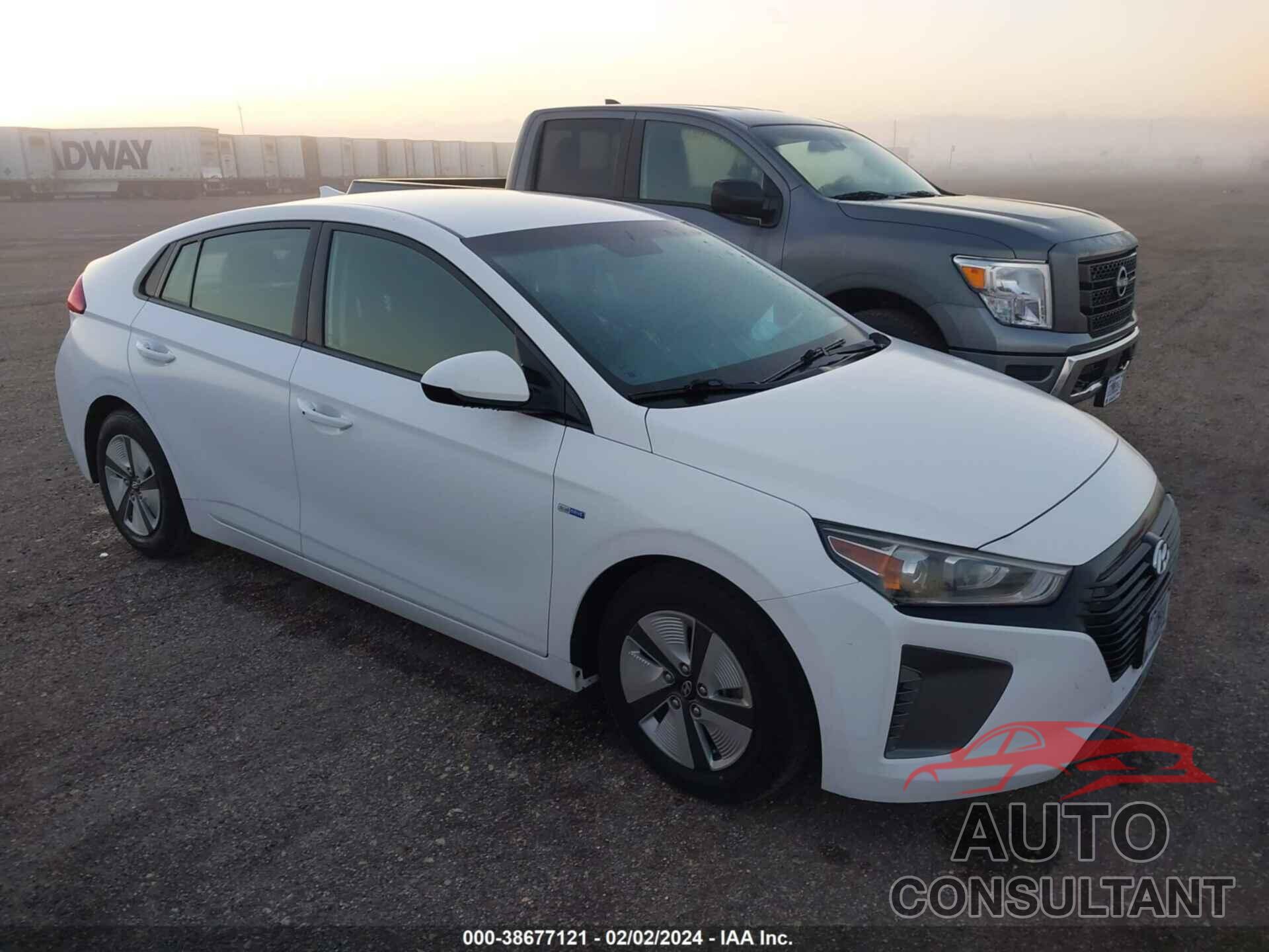 HYUNDAI IONIQ 2018 - KMHC65LC7JU075492