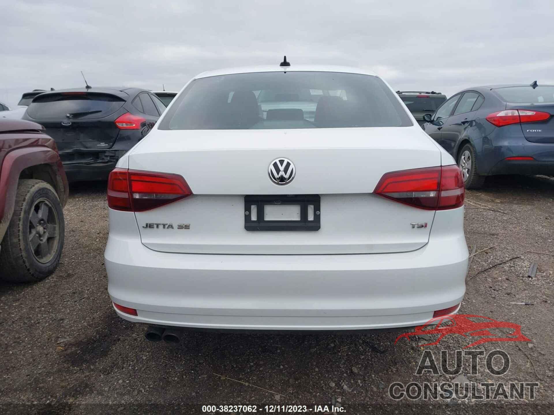 VOLKSWAGEN JETTA 2017 - 3VWB67AJXHM318429