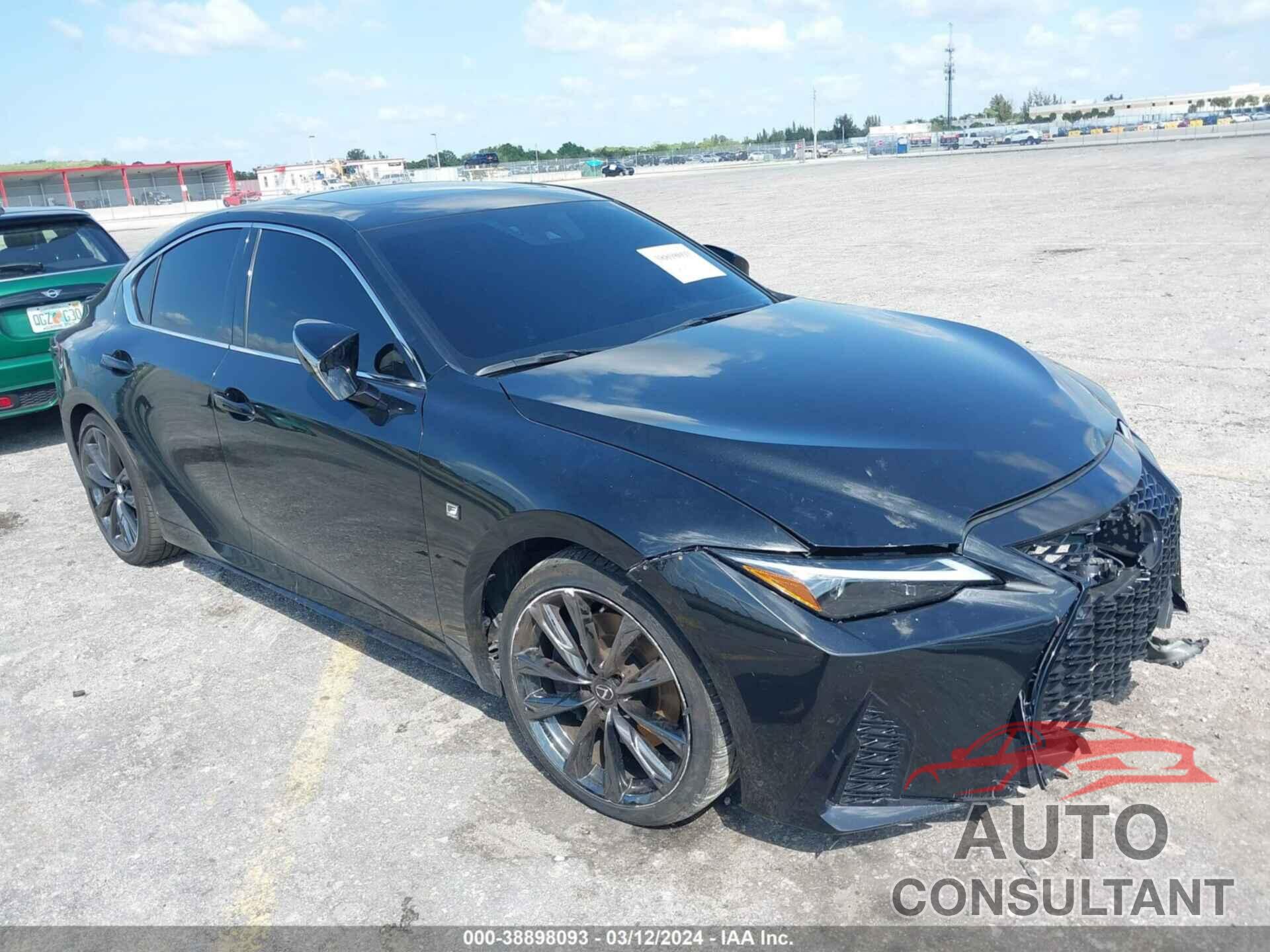 LEXUS IS 2023 - JTHGZ1B20P5069517