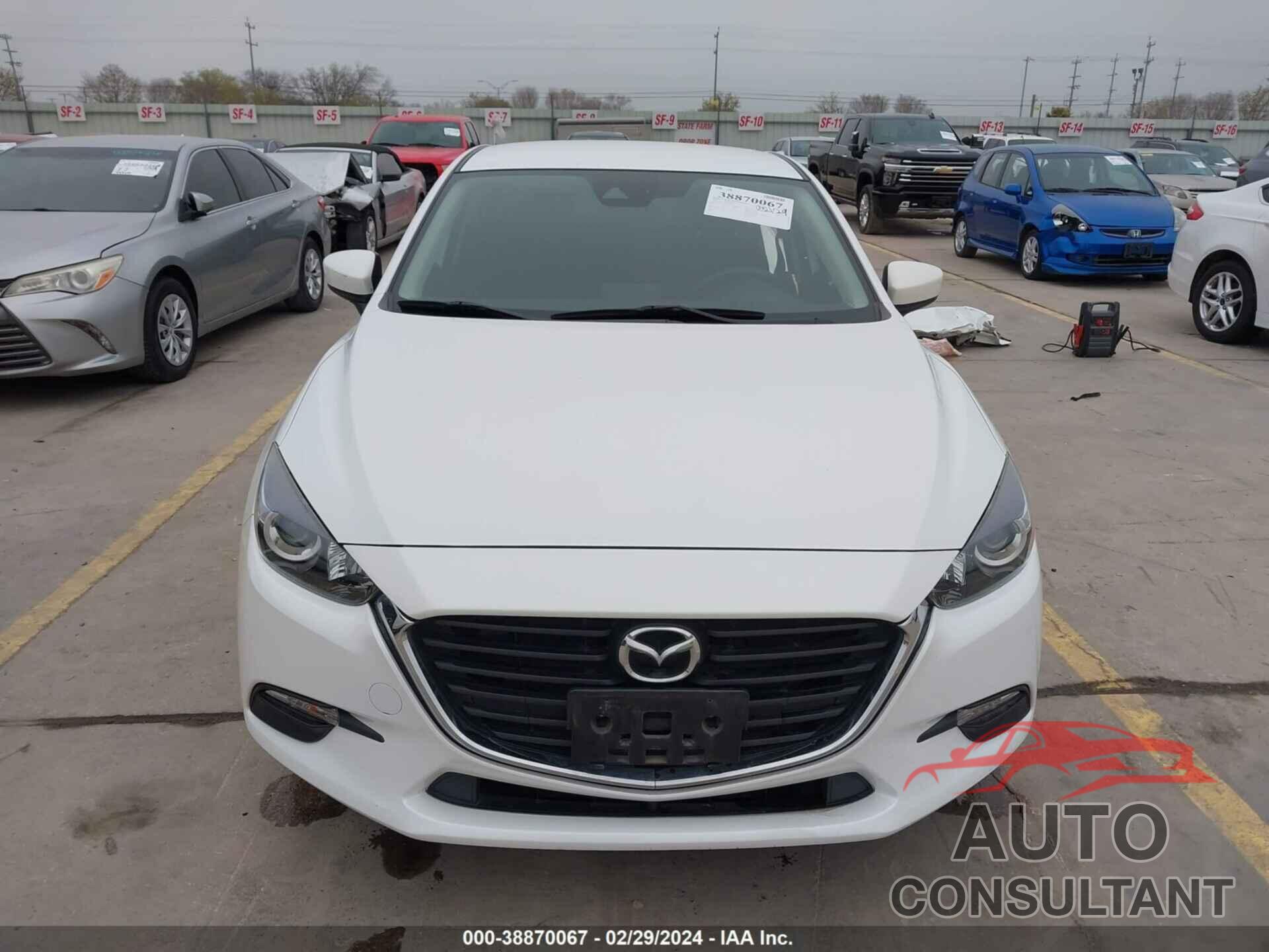 MAZDA MAZDA3 2018 - 3MZBN1U75JM240521