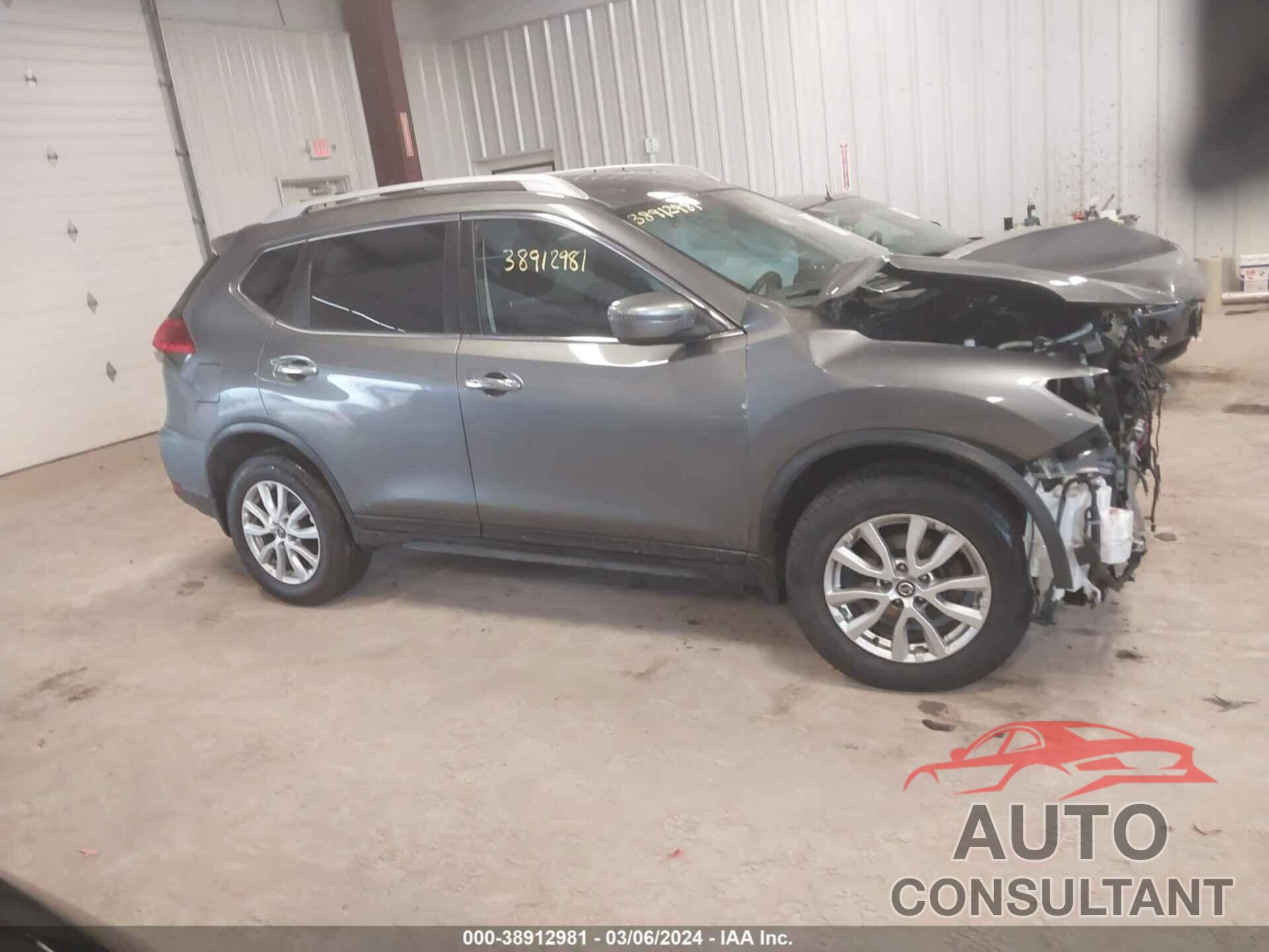 NISSAN ROGUE 2017 - JN8AT2MV2HW258238