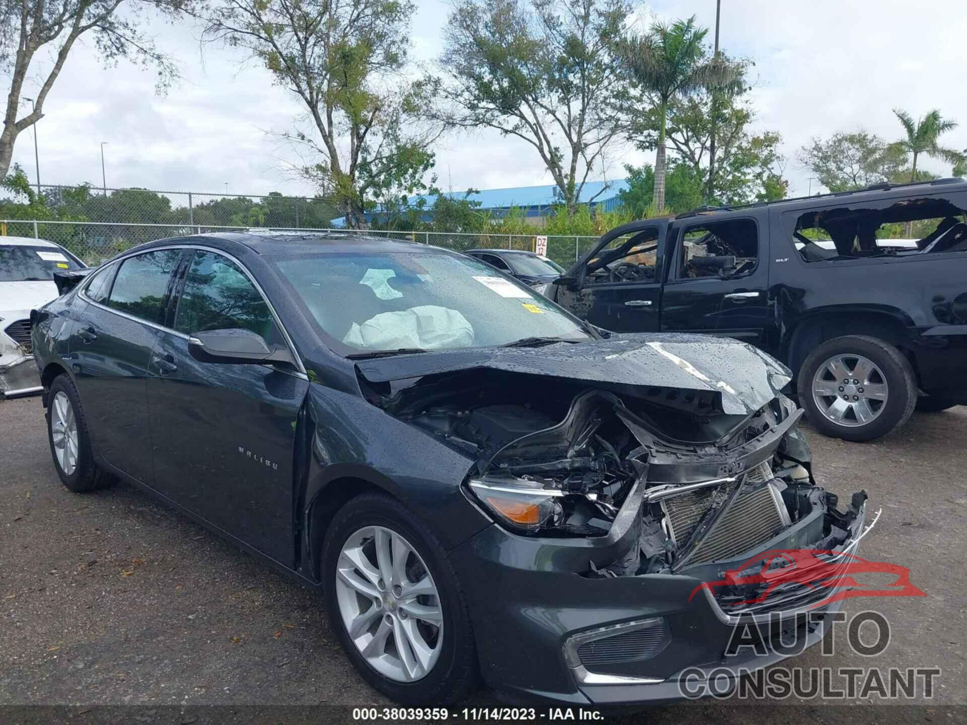 CHEVROLET MALIBU 2018 - 1G1ZD5ST2JF155527
