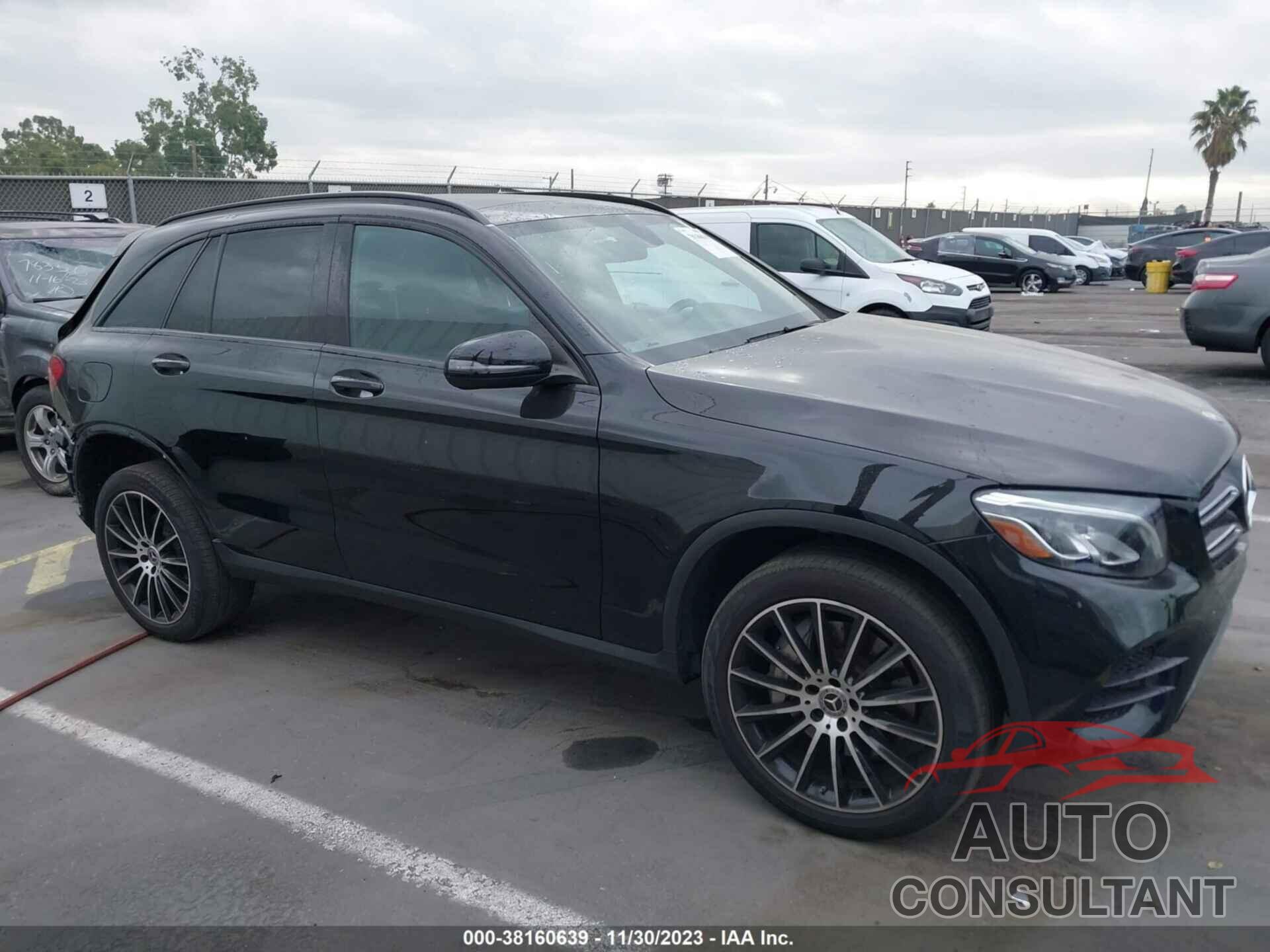 MERCEDES-BENZ GLC 300 2019 - WDC0G4KB8KV137737