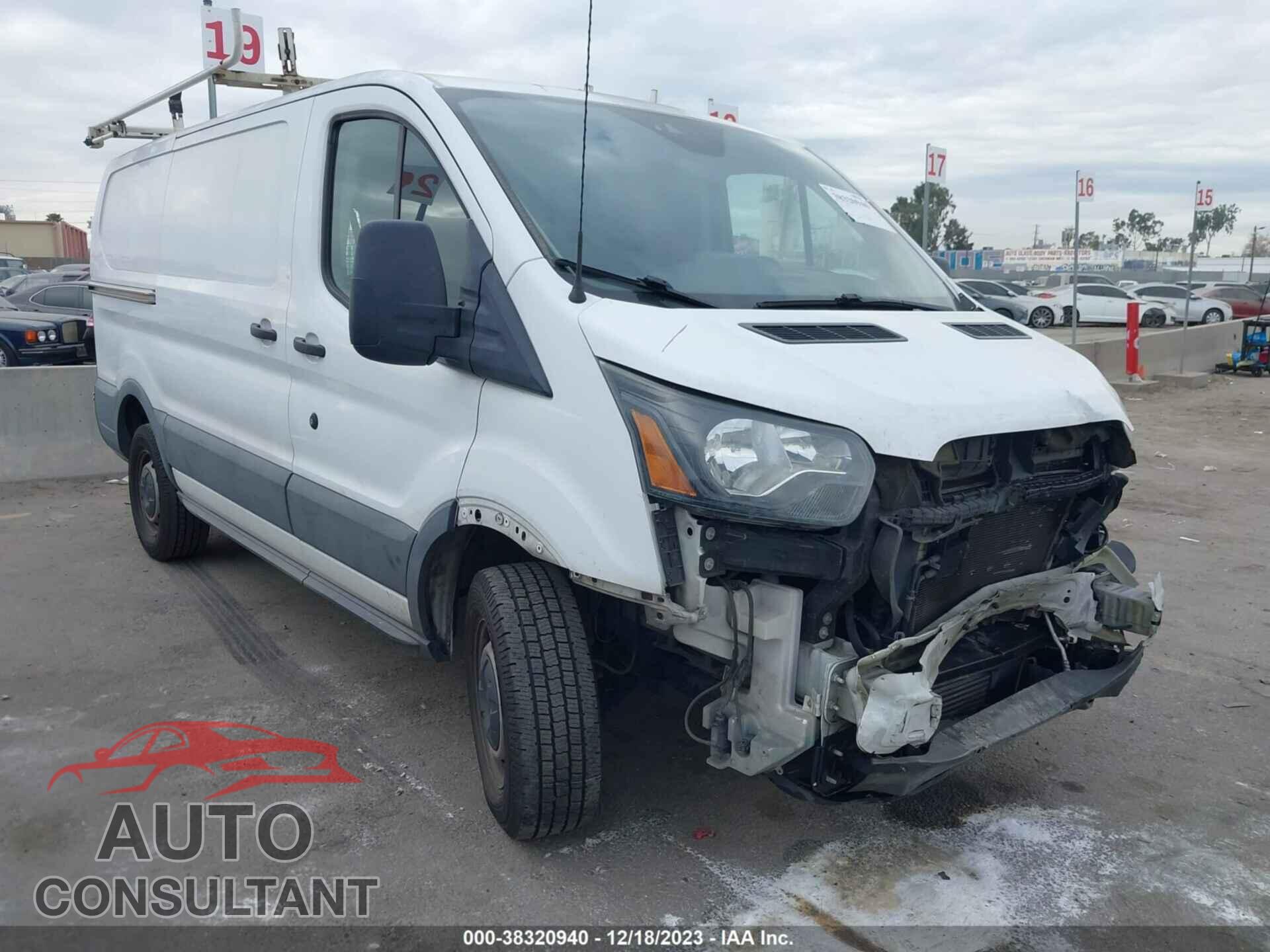 FORD TRANSIT-250 2017 - 1FTYR1YG3HKA04625