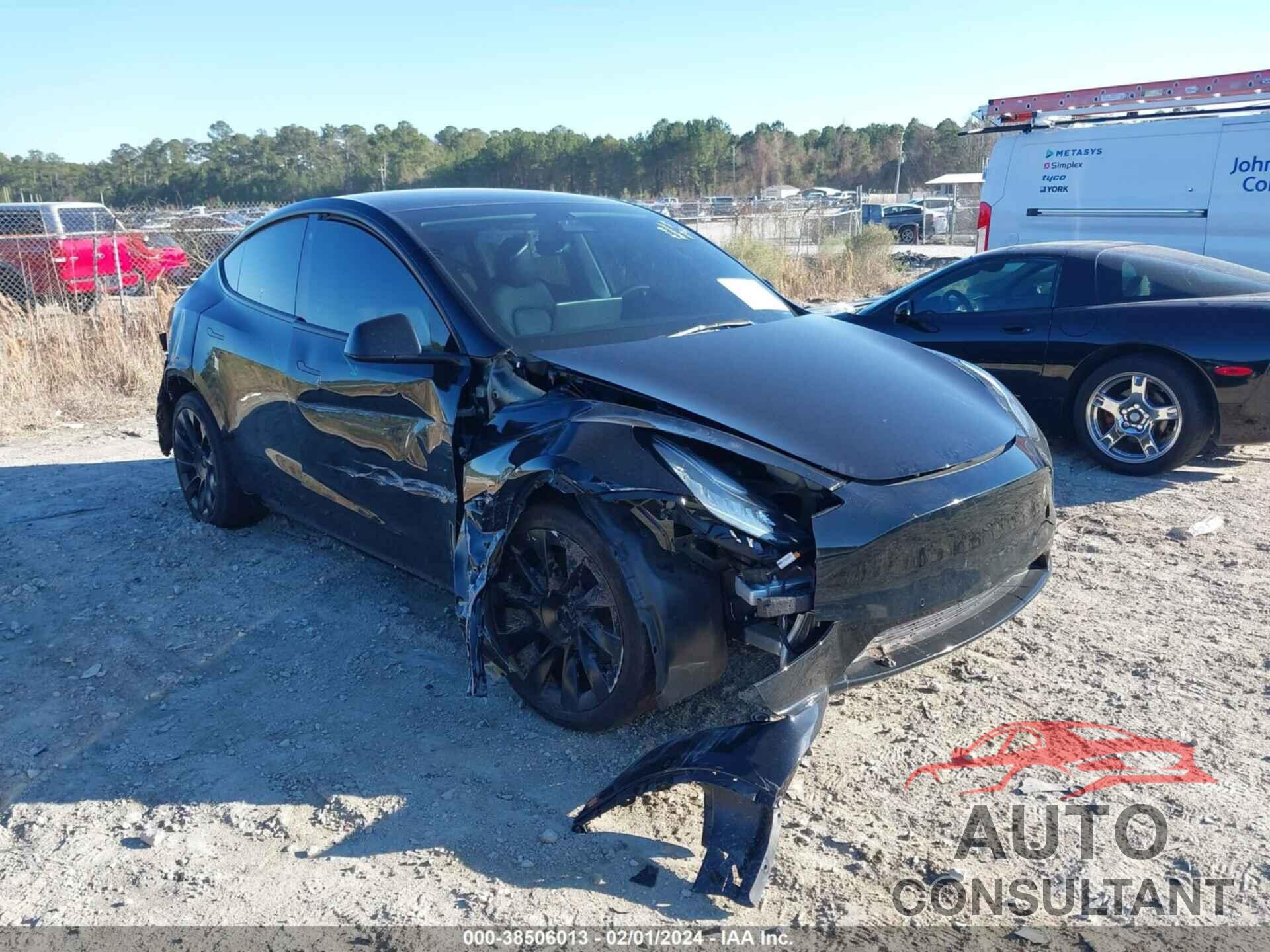 TESLA MODEL Y 2021 - 5YJYGAEE8MF251641