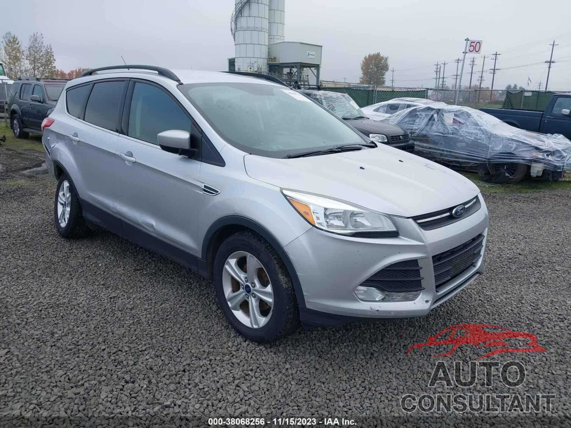 FORD ESCAPE 2016 - 1FMCU0GX7GUA40191
