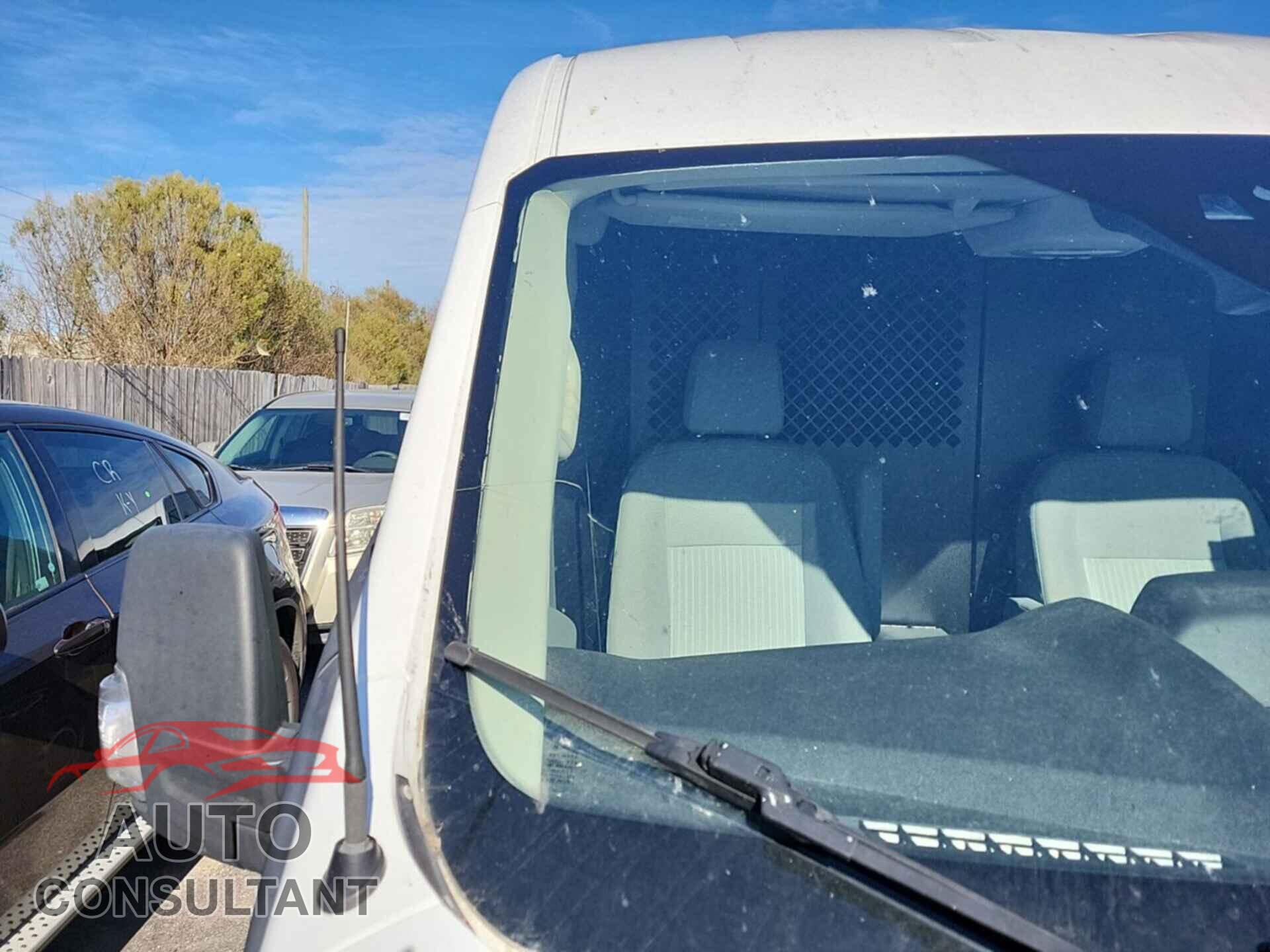 FORD TRANSIT 2017 - 1FTYR1DM3HKB48767