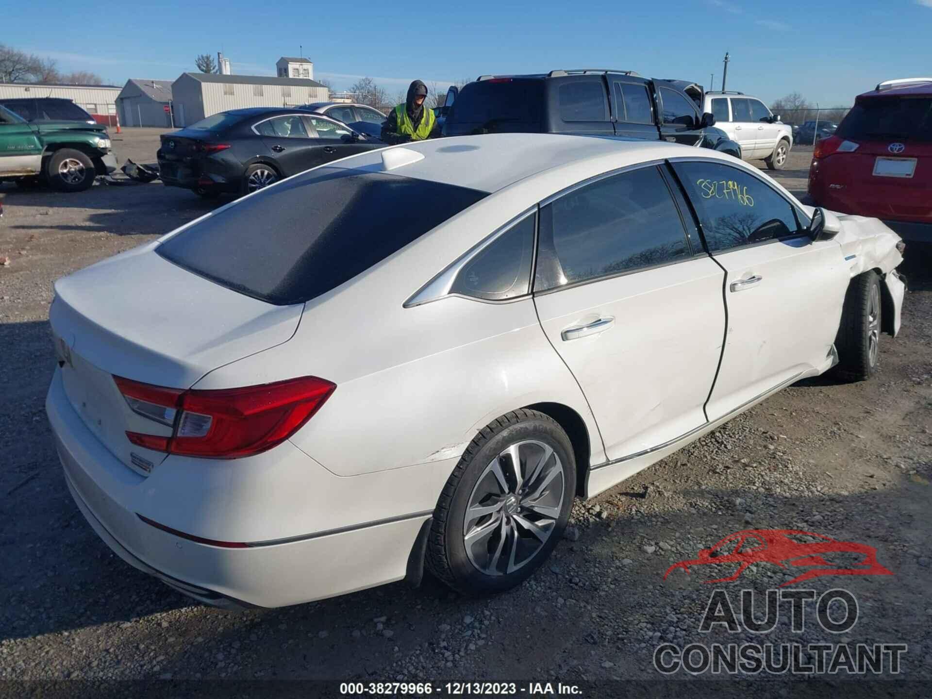 HONDA ACCORD 2018 - 1HGCV3F97JA015470