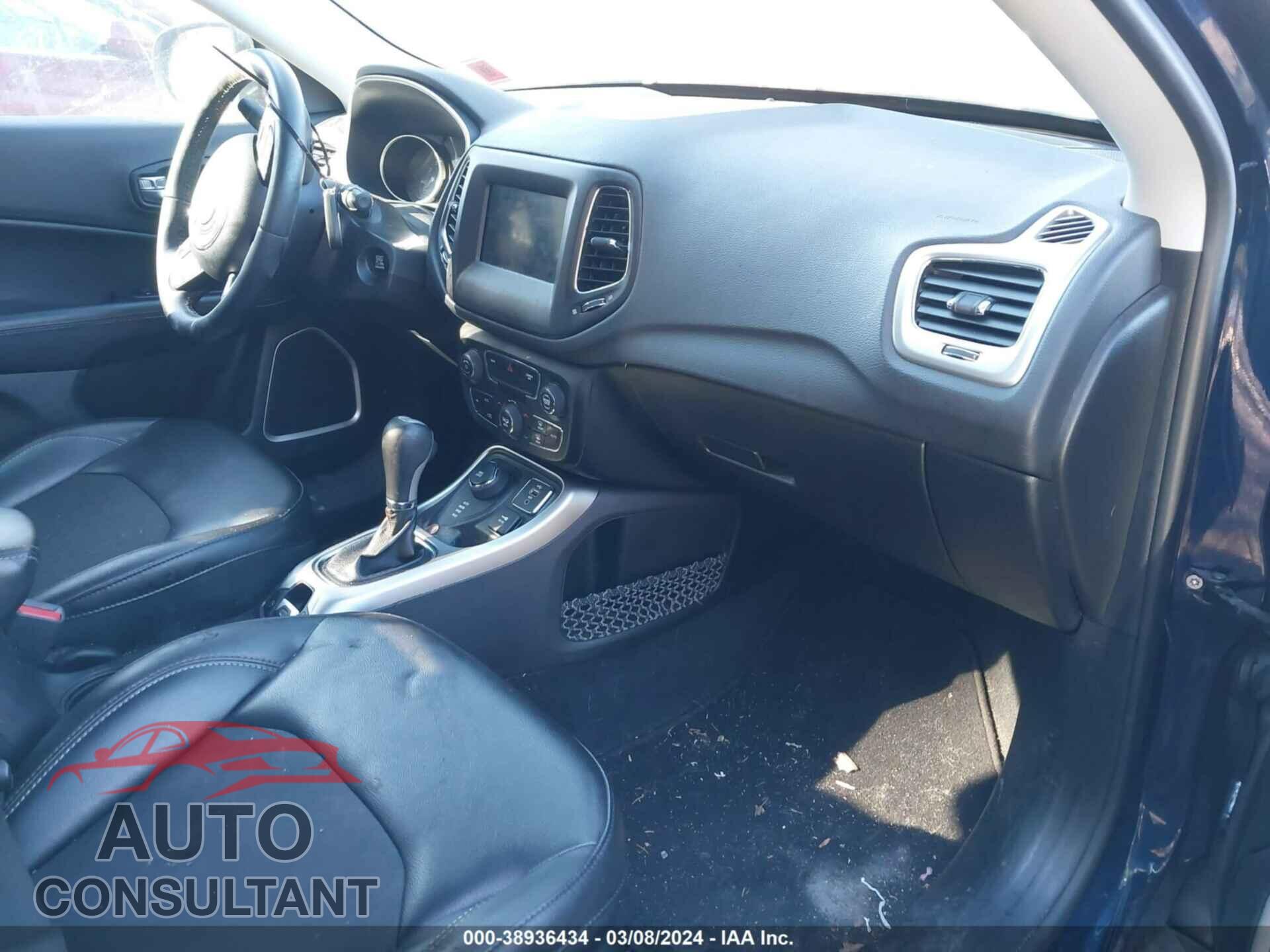 JEEP COMPASS 2018 - 3C4NJDBB2JT314343