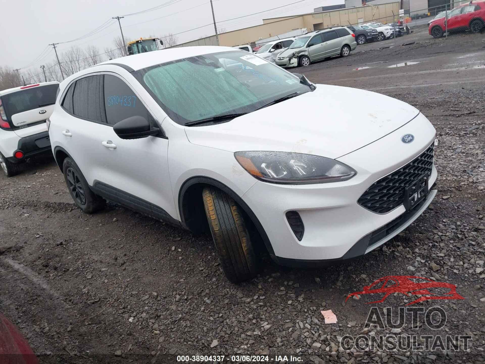 FORD ESCAPE 2022 - 1FMCU9G64NUA26032