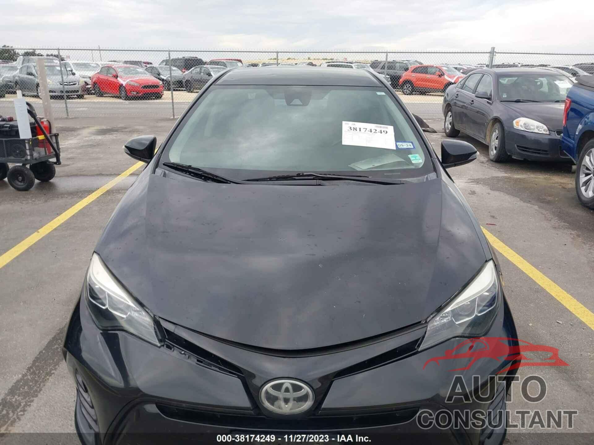 TOYOTA COROLLA 2017 - 5YFBURHE1HP629284