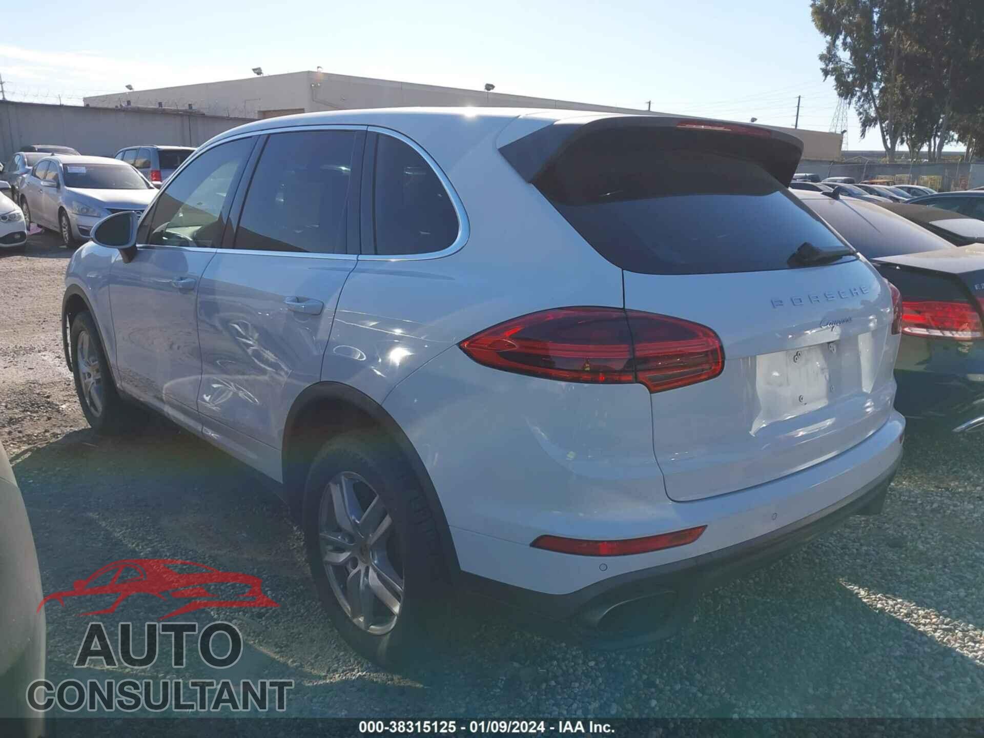 PORSCHE CAYENNE 2016 - WP1AA2A22GLA05494