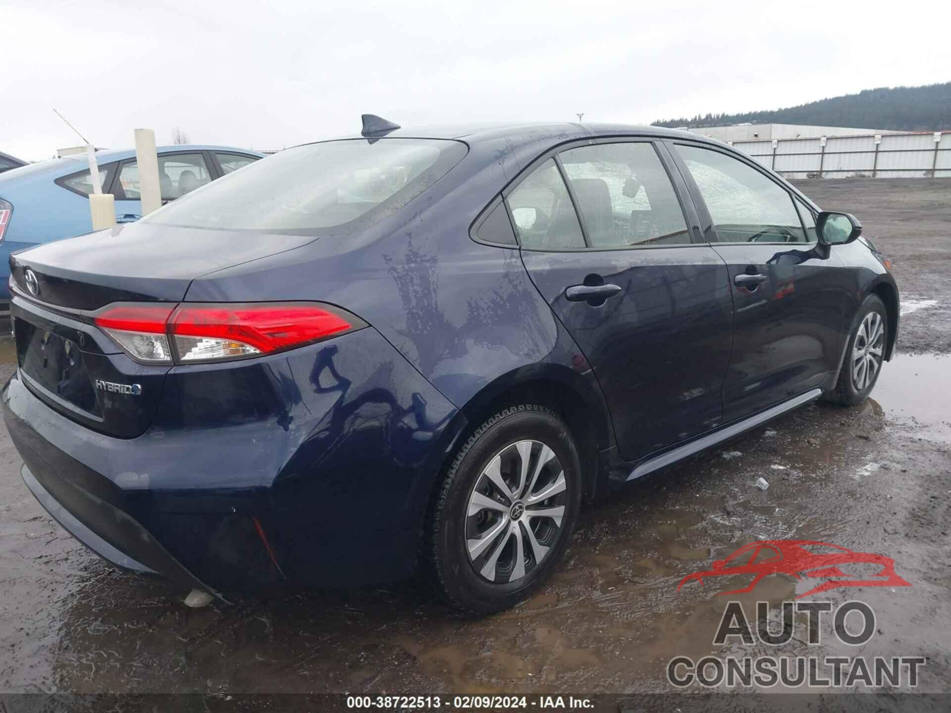 TOYOTA COROLLA 2022 - JTDEAMDE8NJ047696