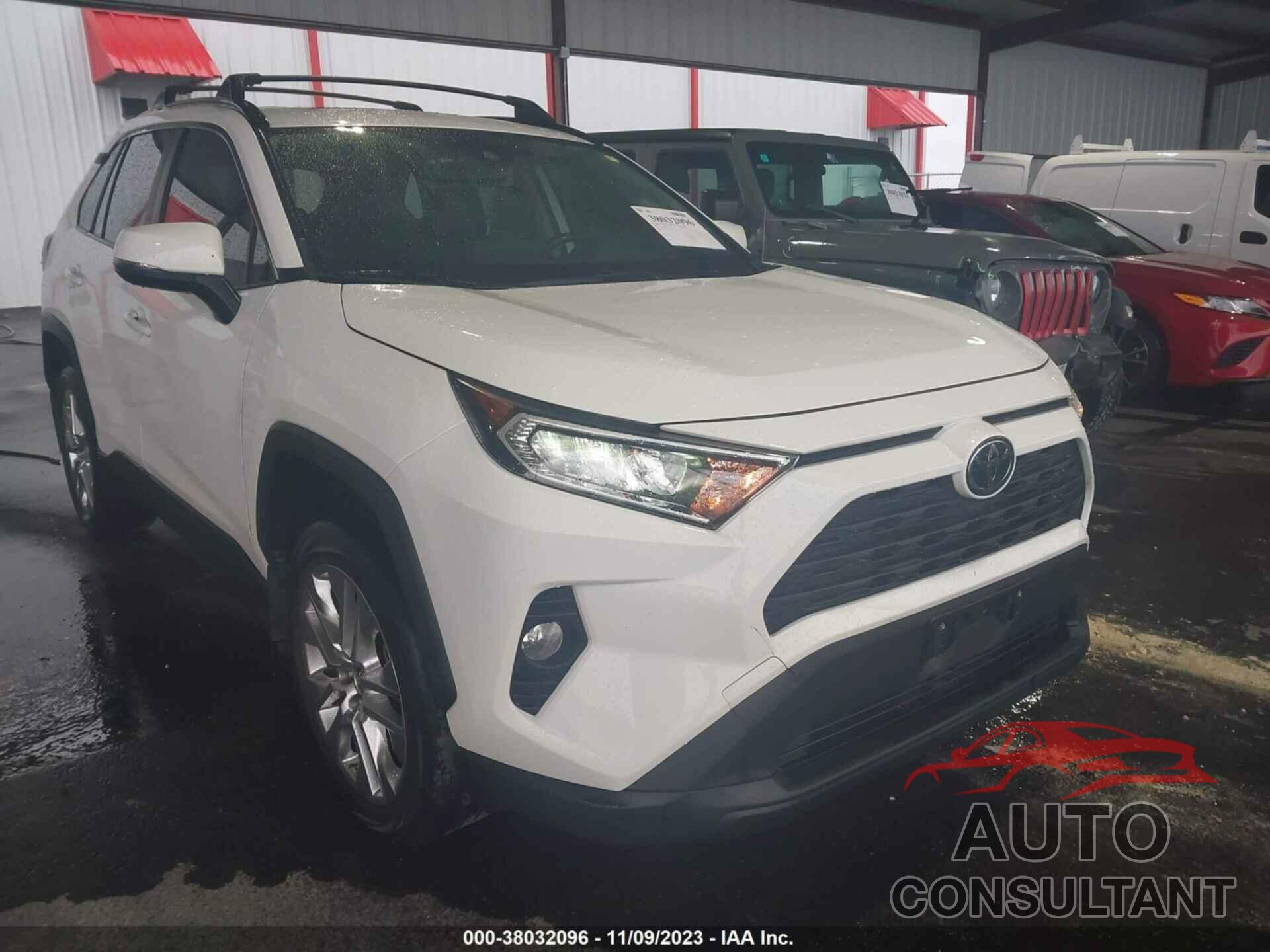 TOYOTA RAV4 2019 - JTMC1RFV9KD022320