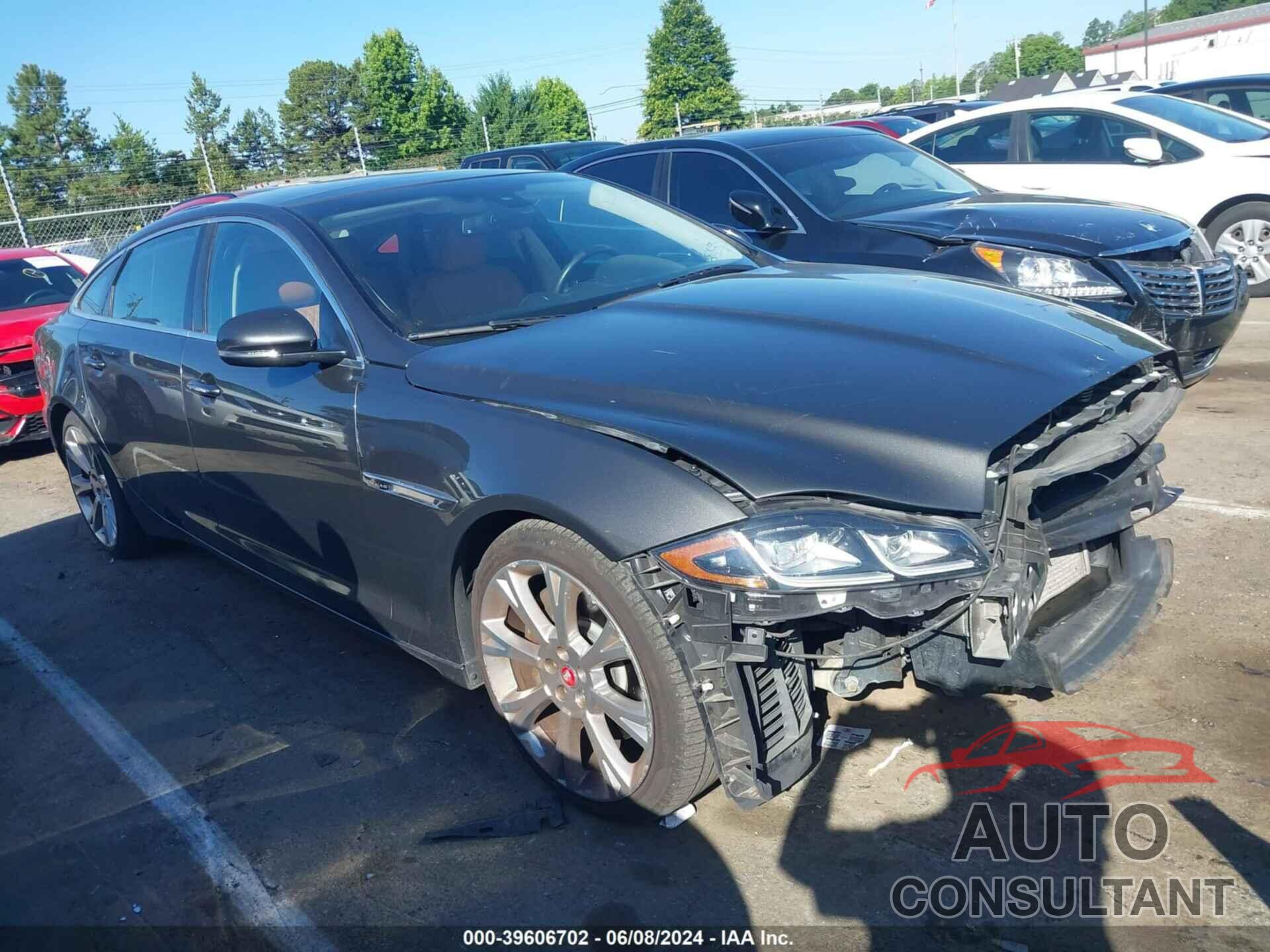 JAGUAR XJ 2016 - SAJWJ2GD4G8V99249