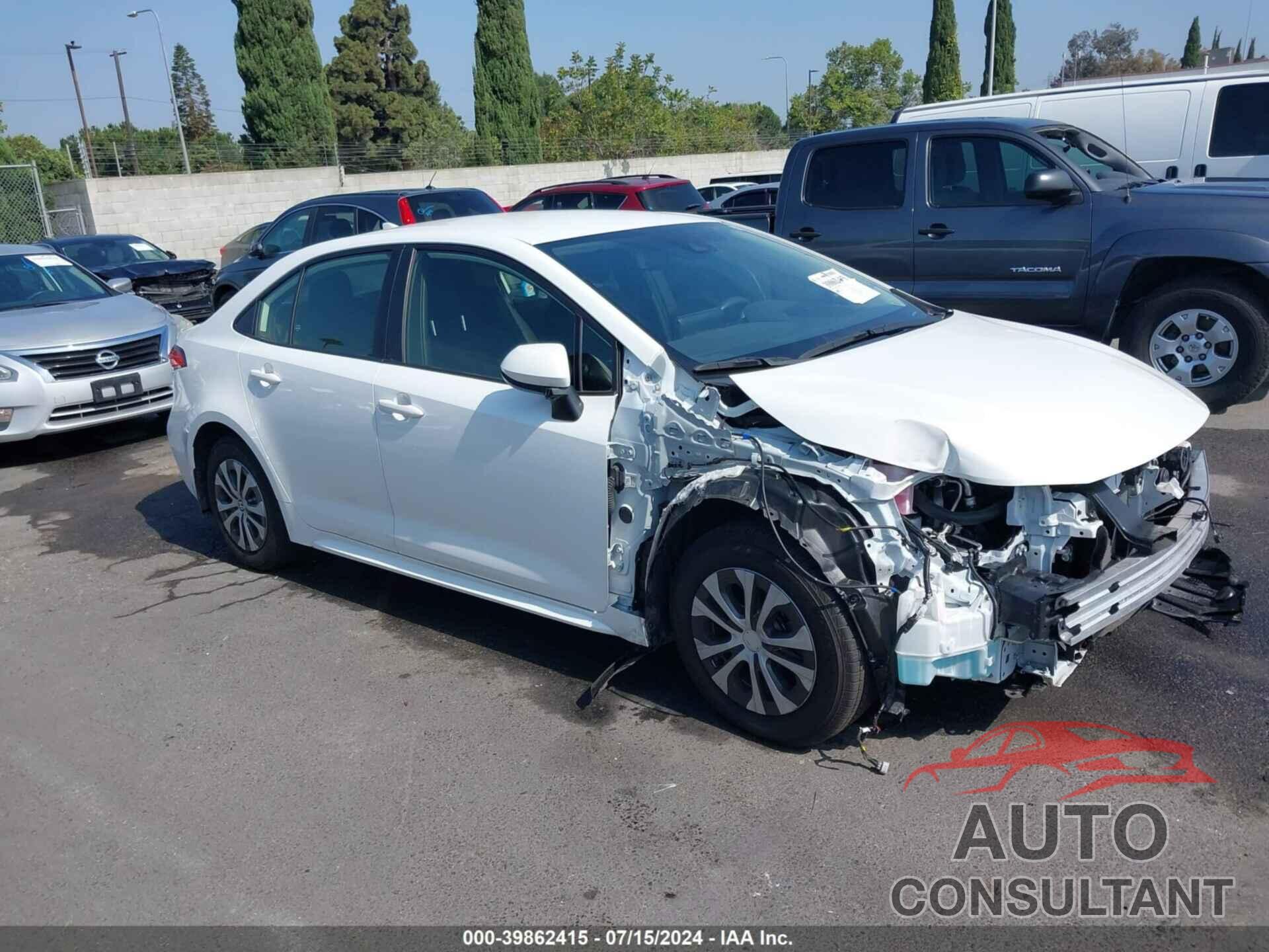 TOYOTA COROLLA 2022 - JTDEAMDE8N3011415