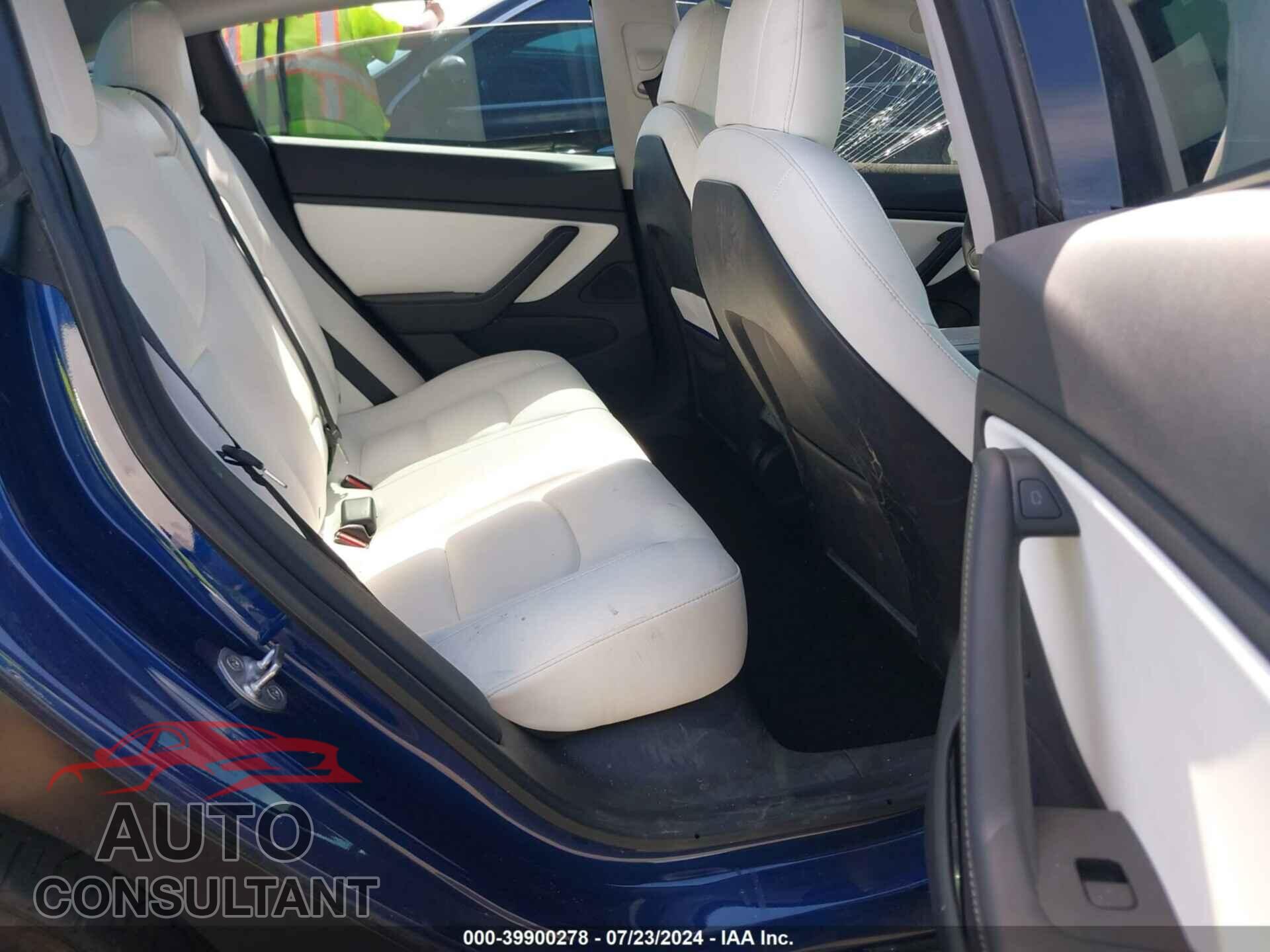 TESLA MODEL 3 2021 - 5YJ3E1EC8MF926175