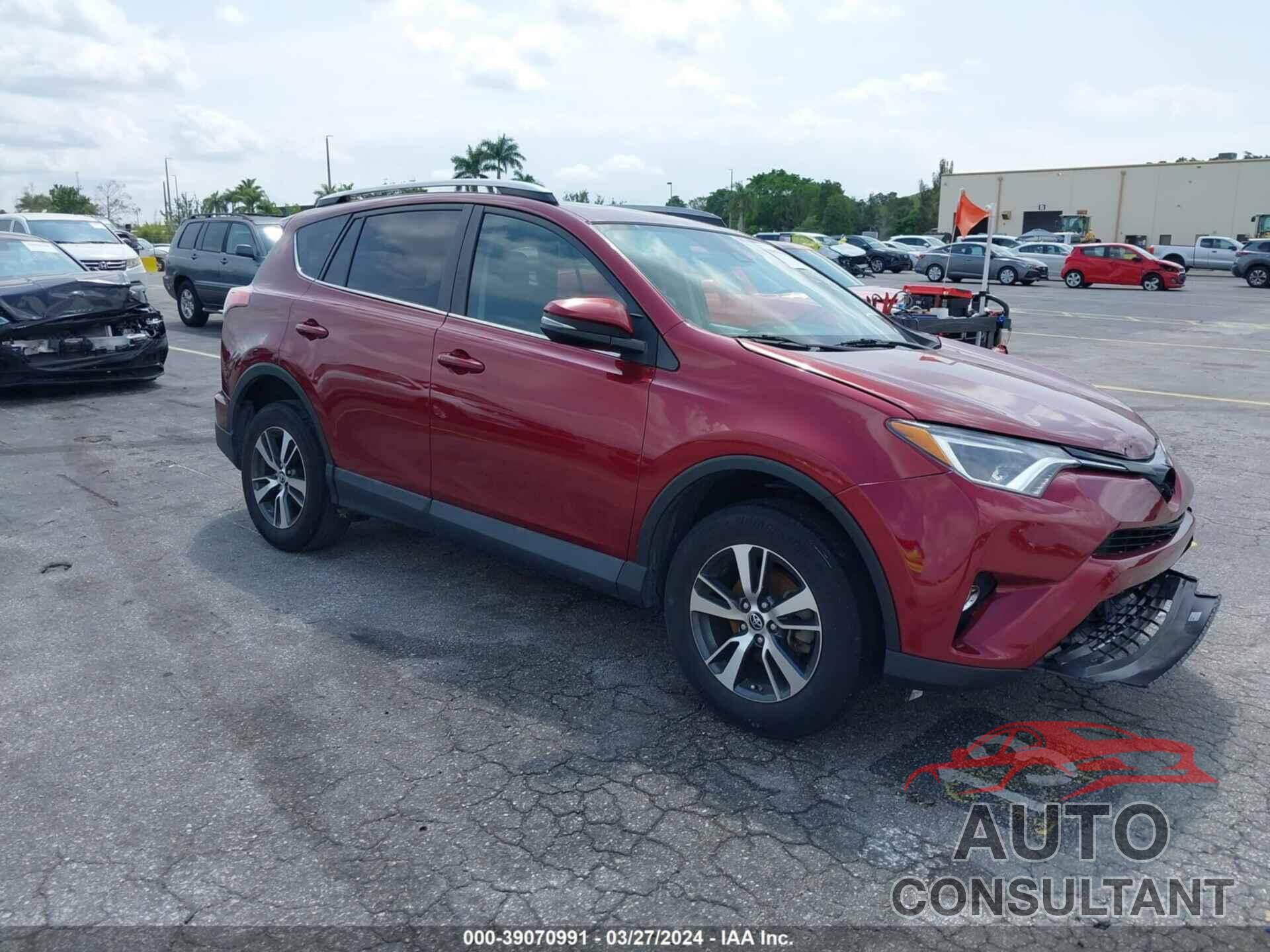 TOYOTA RAV4 2018 - 2T3WFREV8JW476625